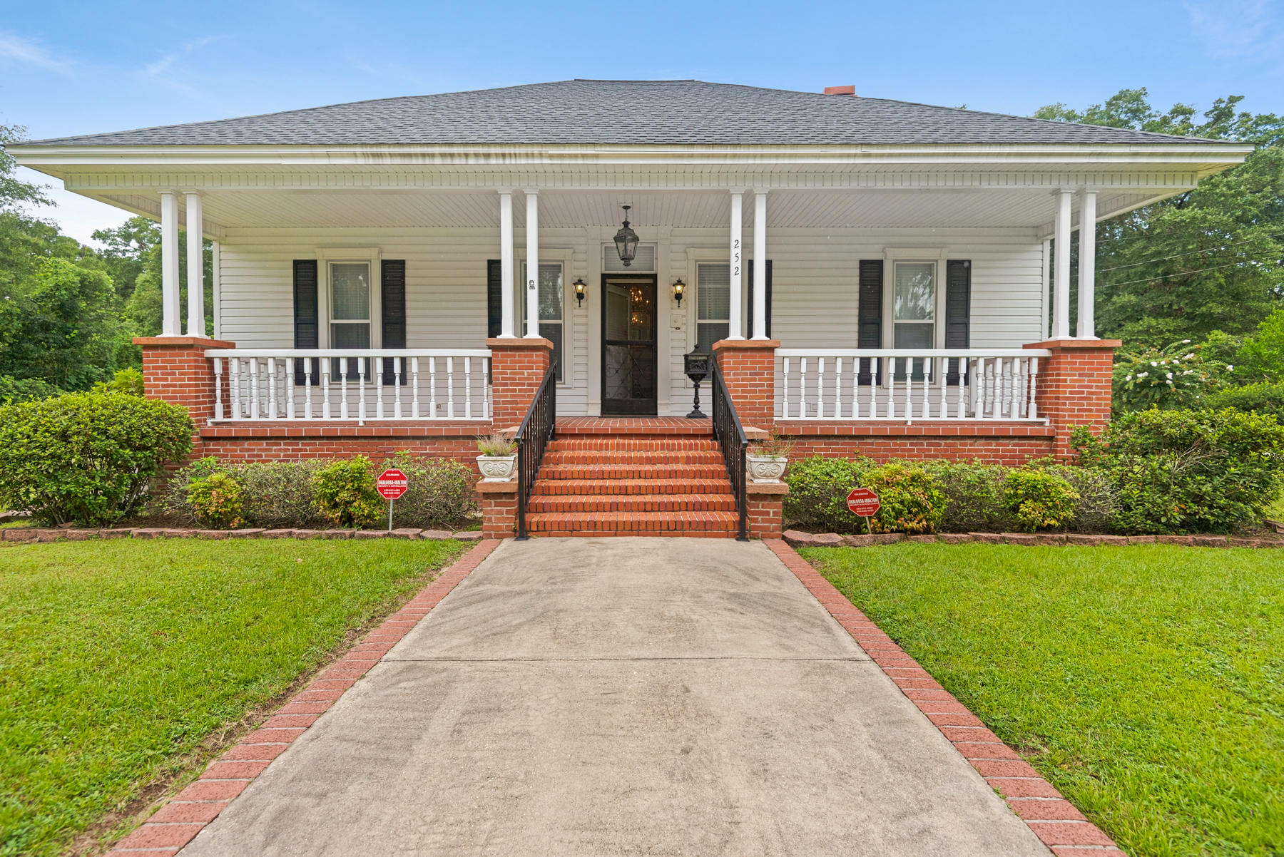 TOWN OF DEFUNIAK SPRINGS - Residential