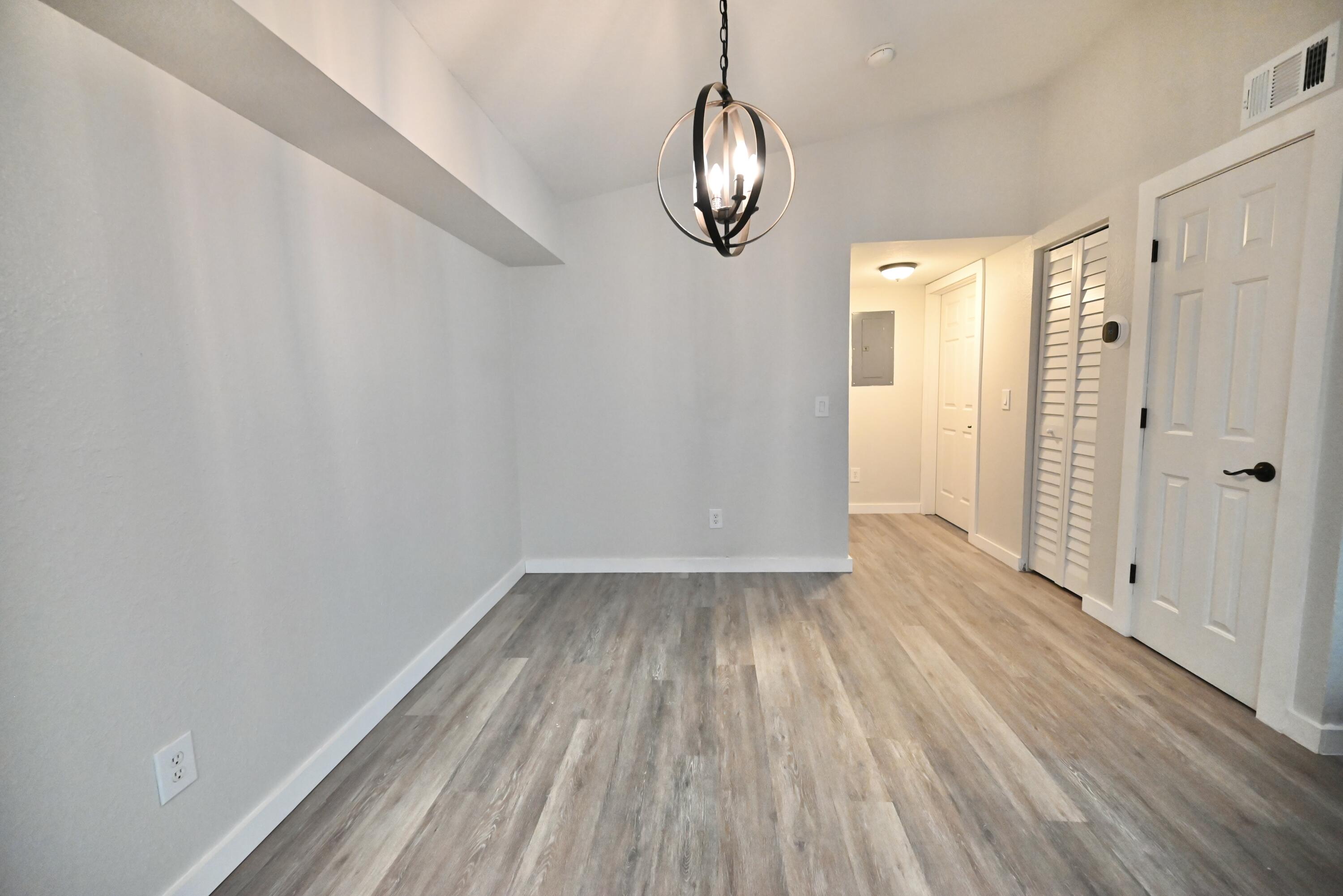 INDIAN LAKE - Residential