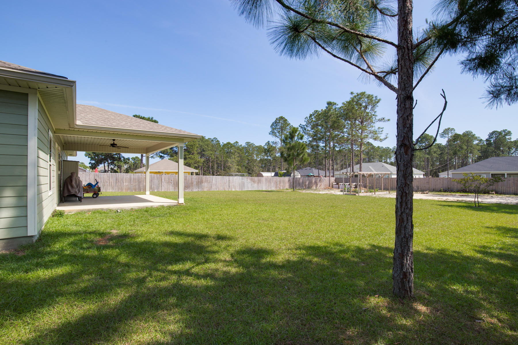 NAVARRE FIRST ADD - Residential