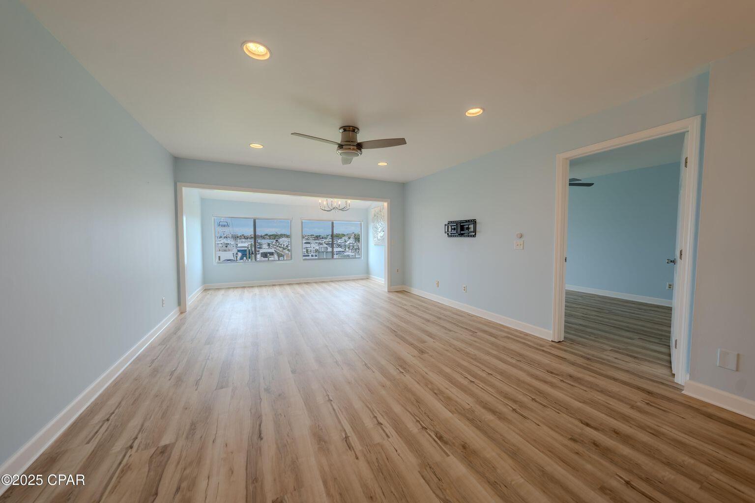 Bay Point Harbour Villa - Residential