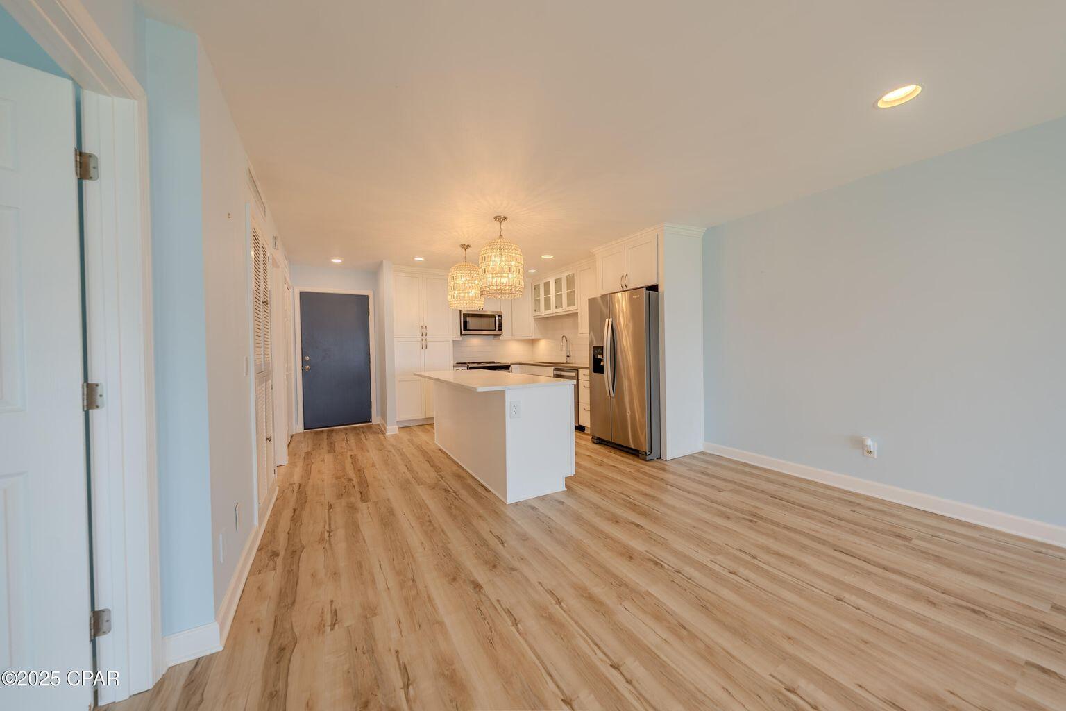 Bay Point Harbour Villa - Residential