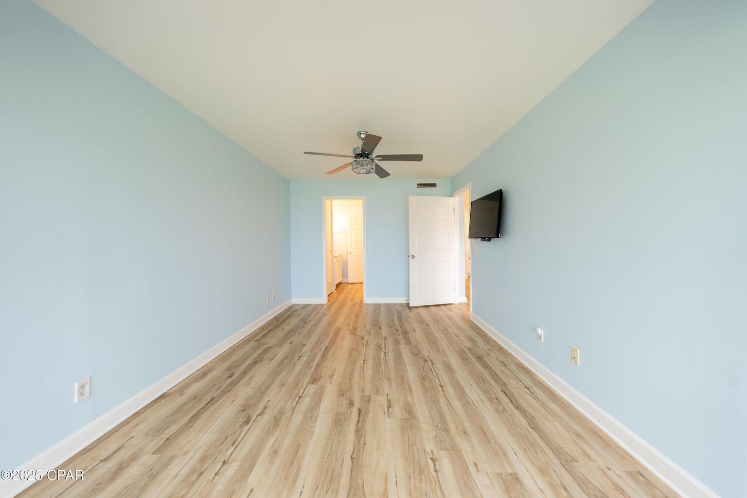 Bay Point Harbour Villa - Residential