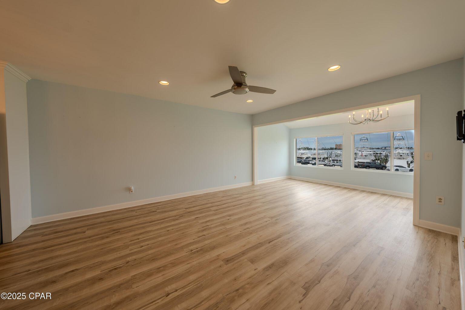 Bay Point Harbour Villa - Residential