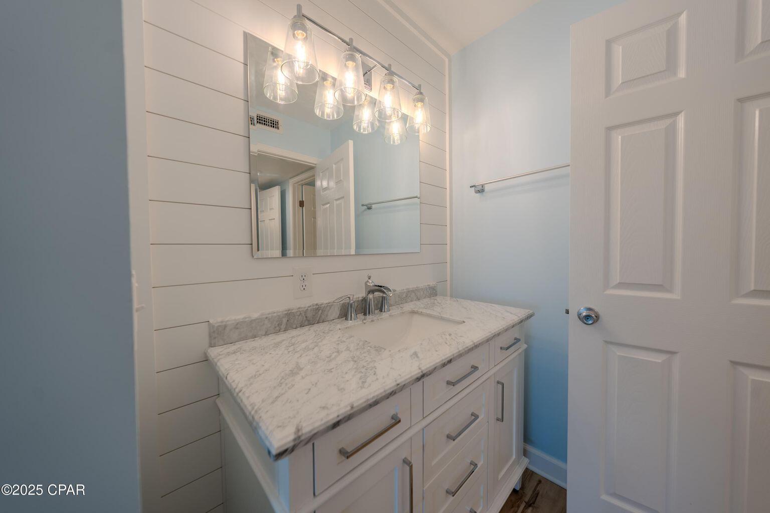 Bay Point Harbour Villa - Residential