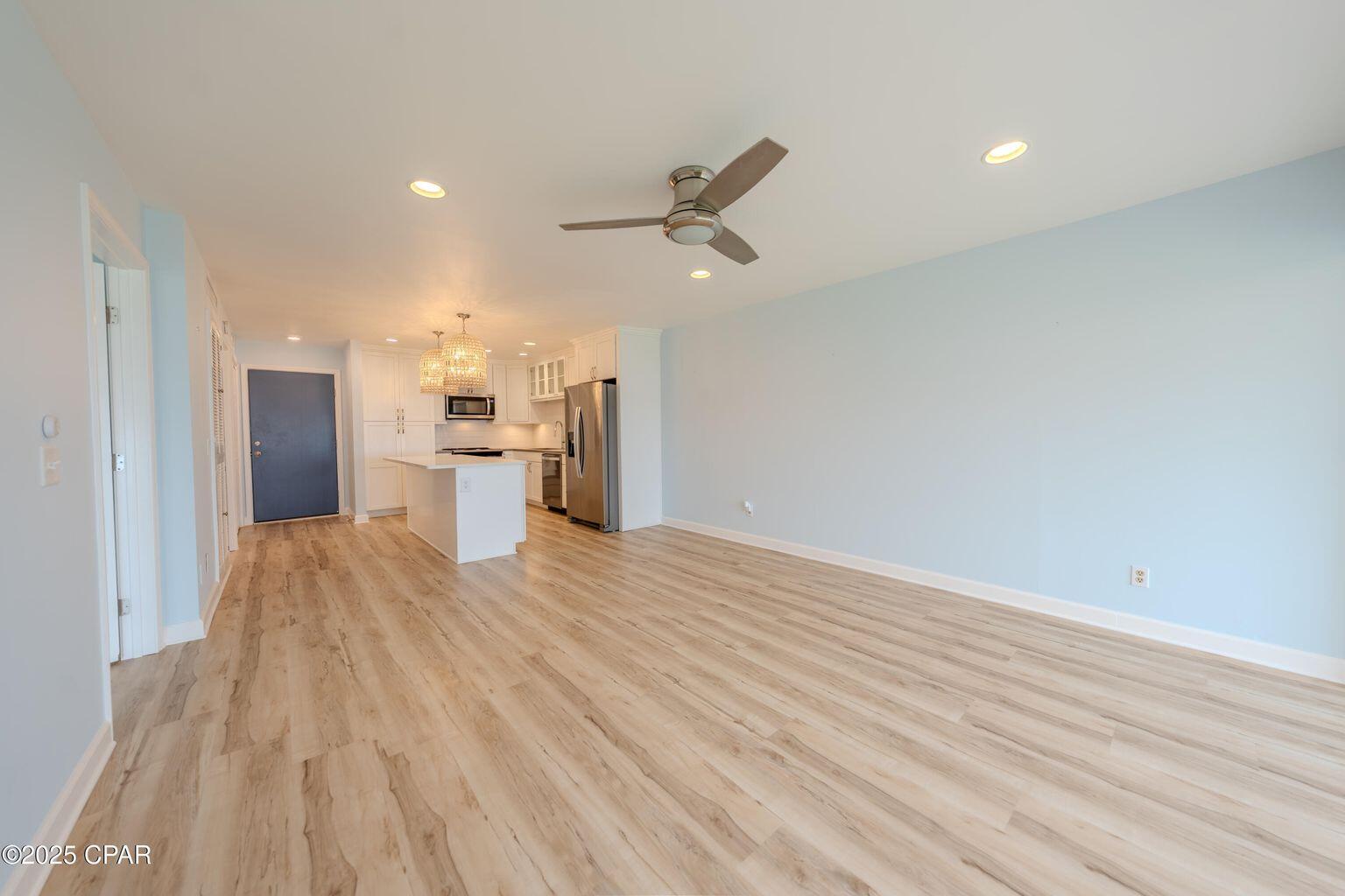 Bay Point Harbour Villa - Residential