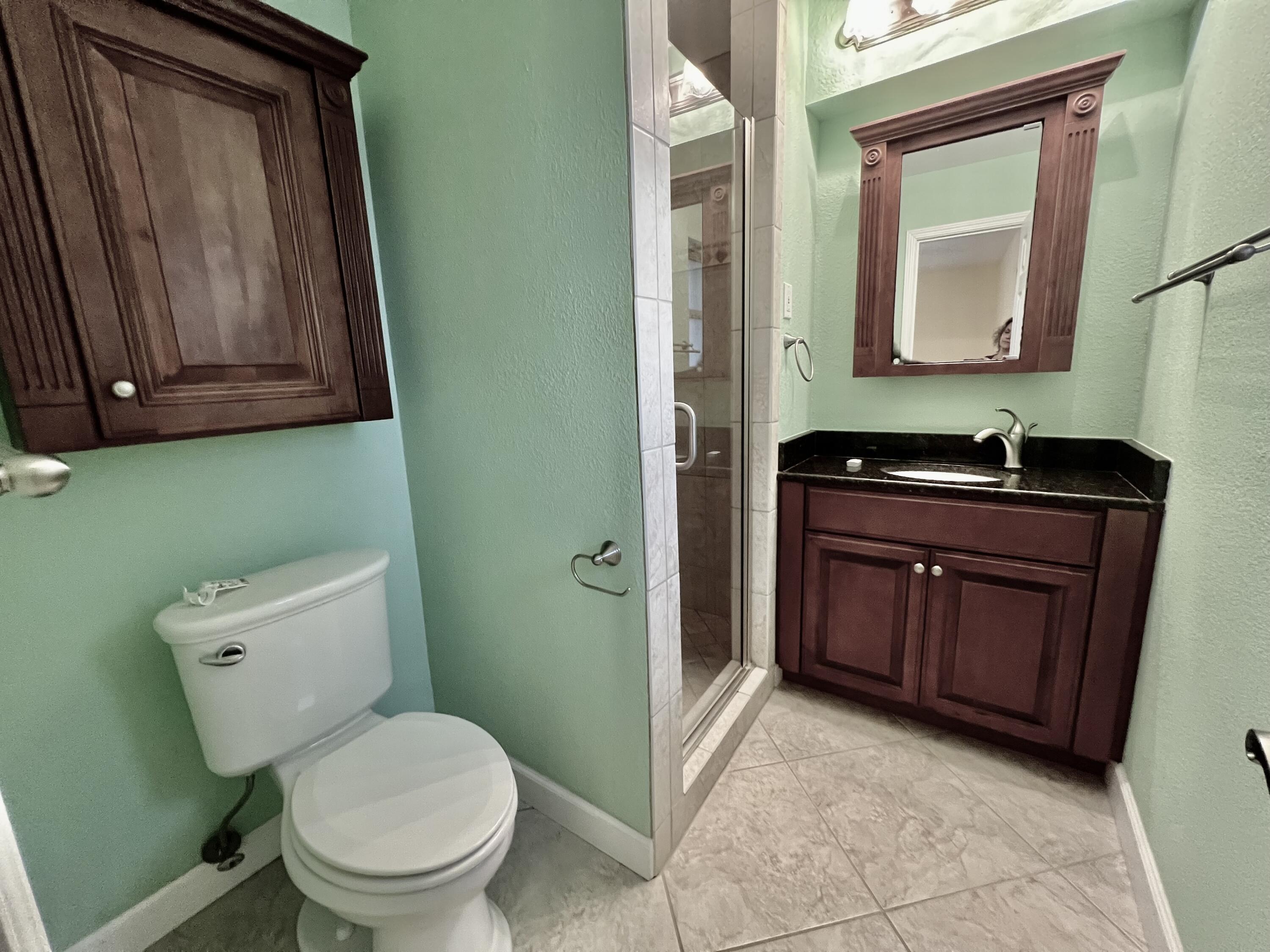 ELLIOTTS POINT - Residential