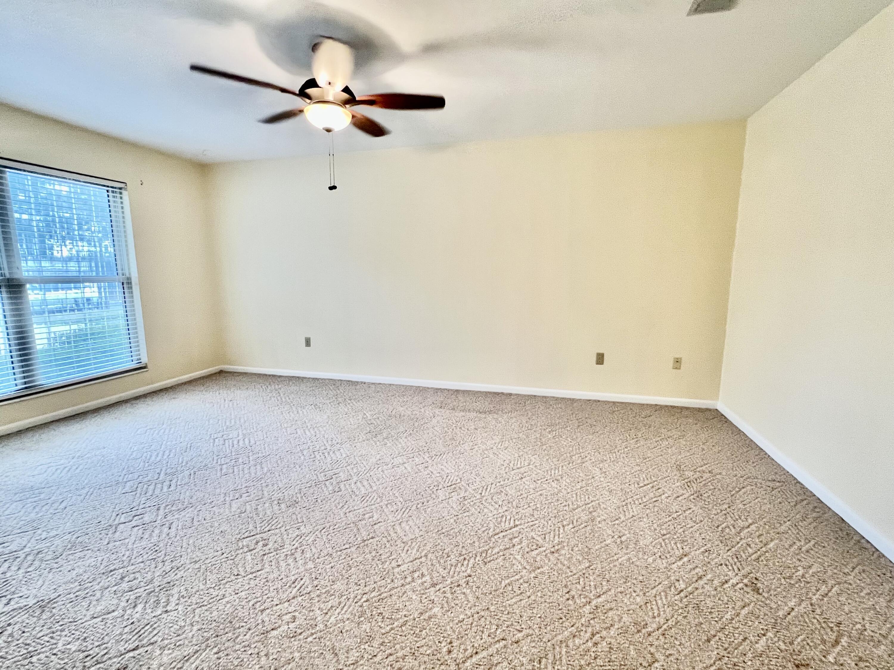 ELLIOTTS POINT - Residential