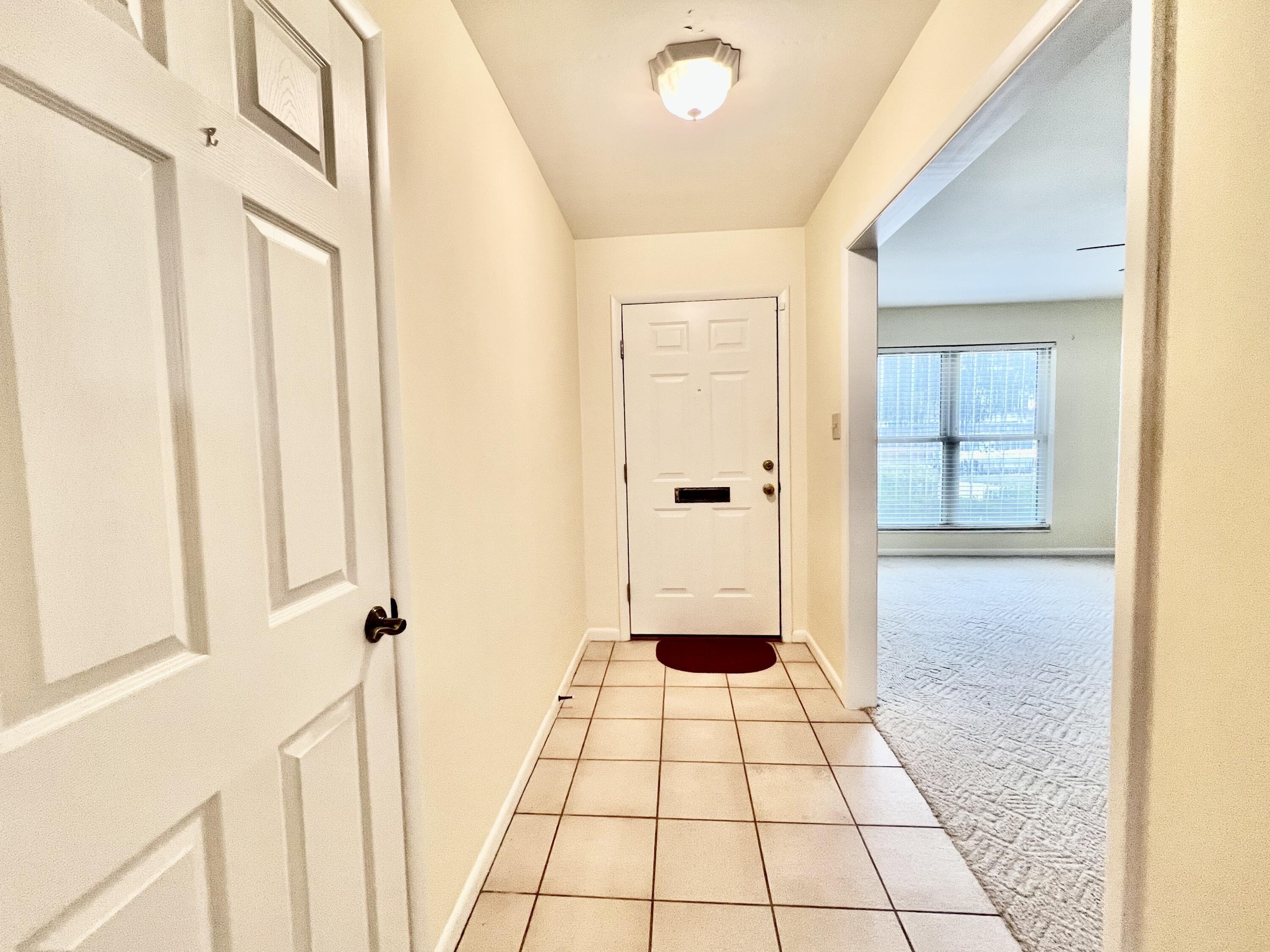 ELLIOTTS POINT - Residential