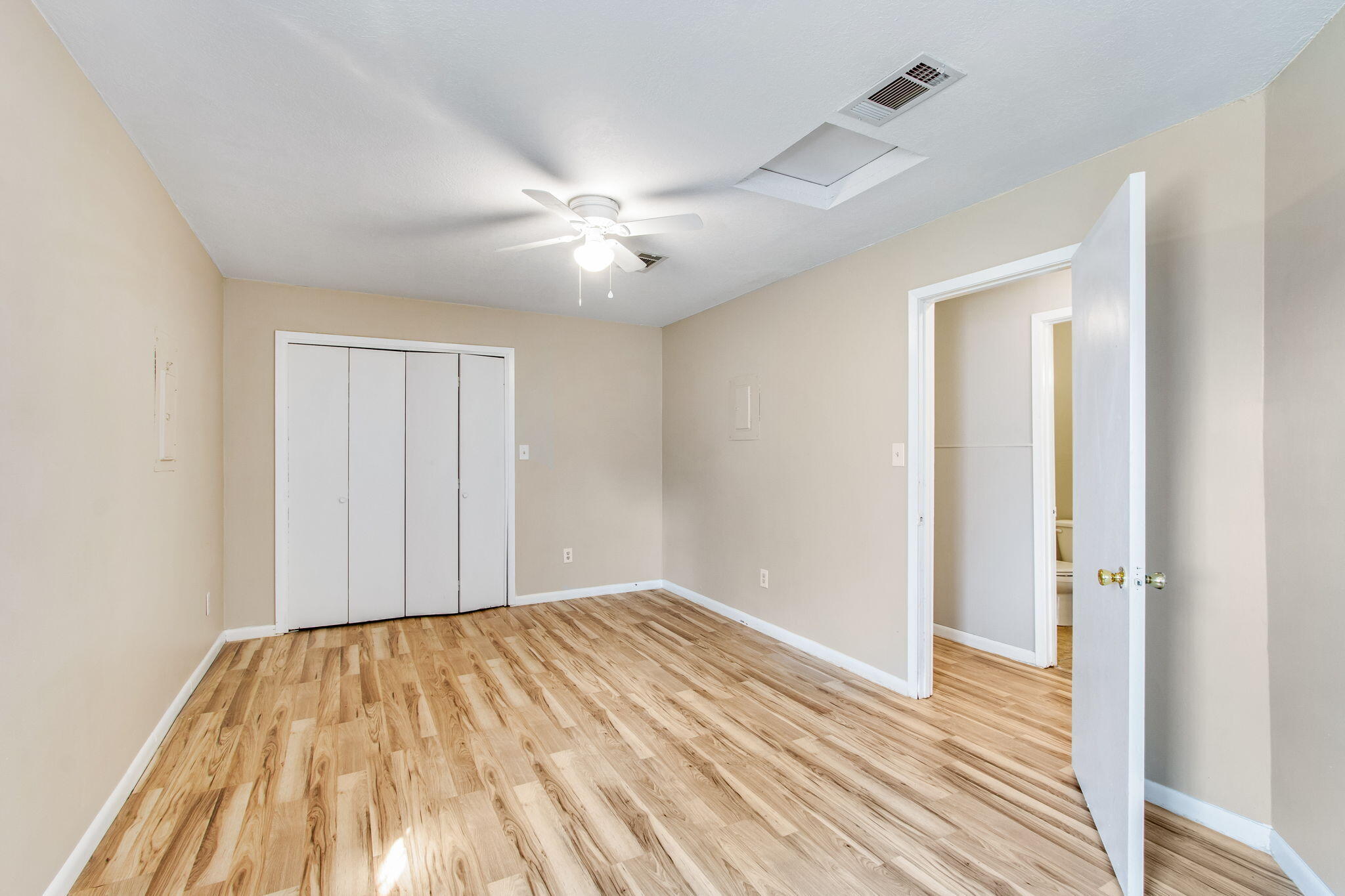 THE PINES - Residential