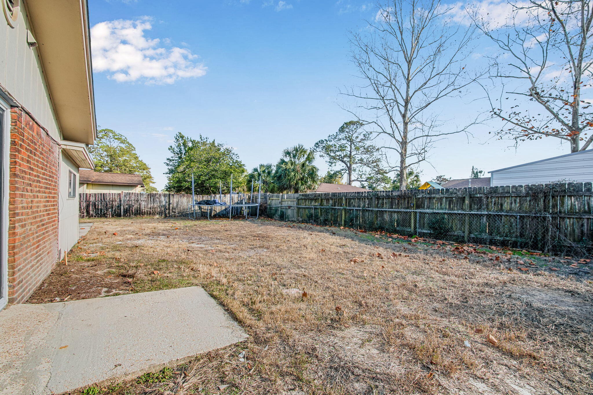 THE PINES - Residential