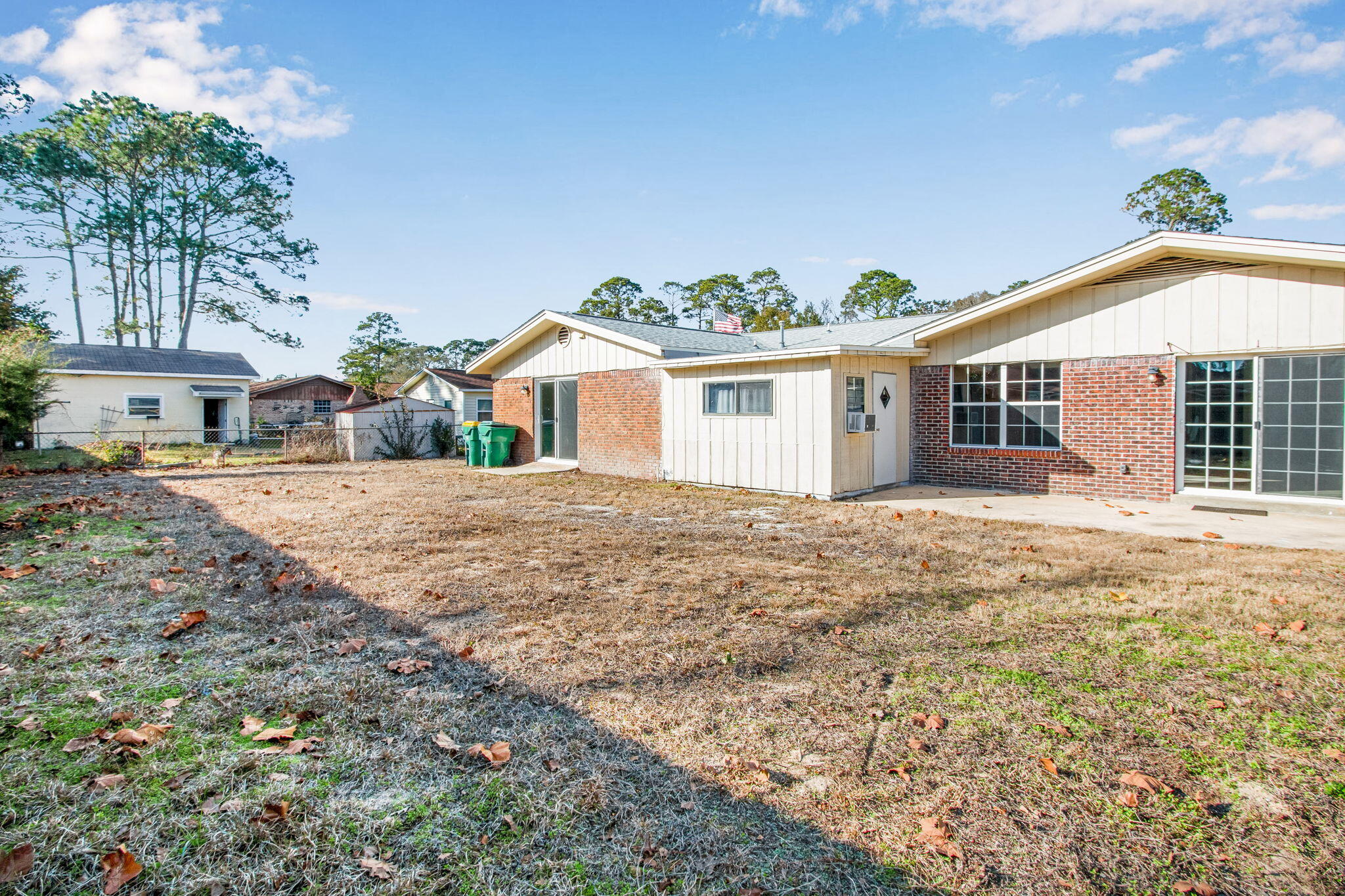 THE PINES - Residential