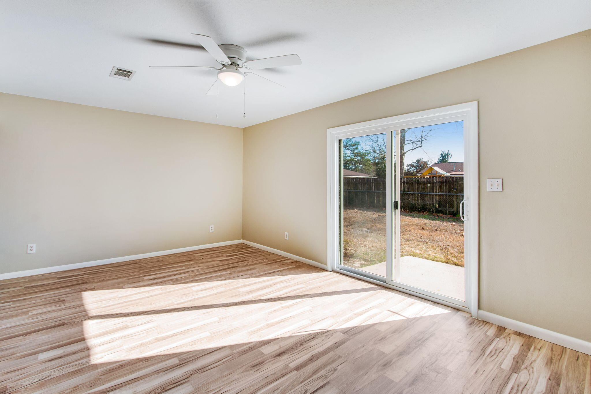 THE PINES - Residential