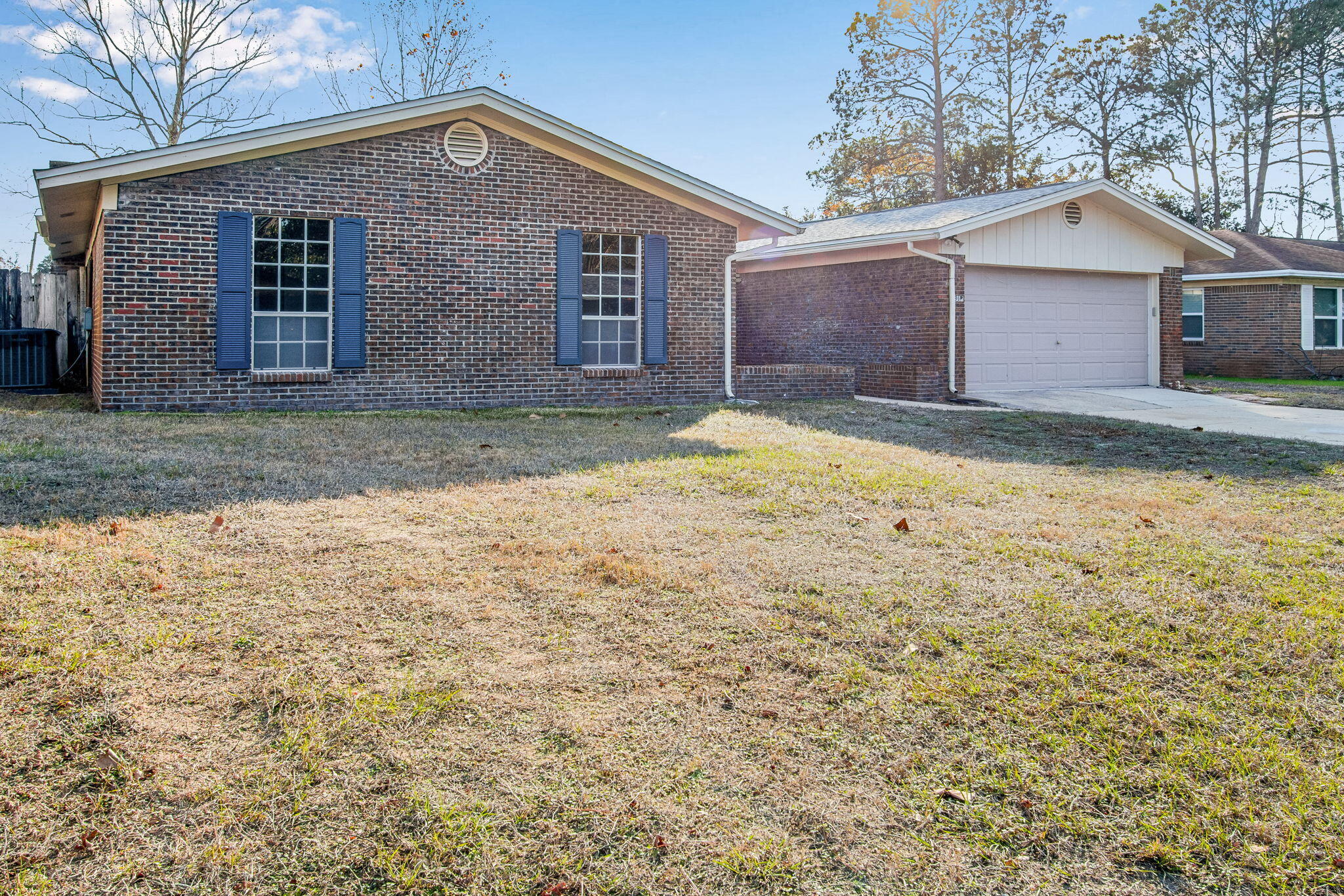 THE PINES - Residential