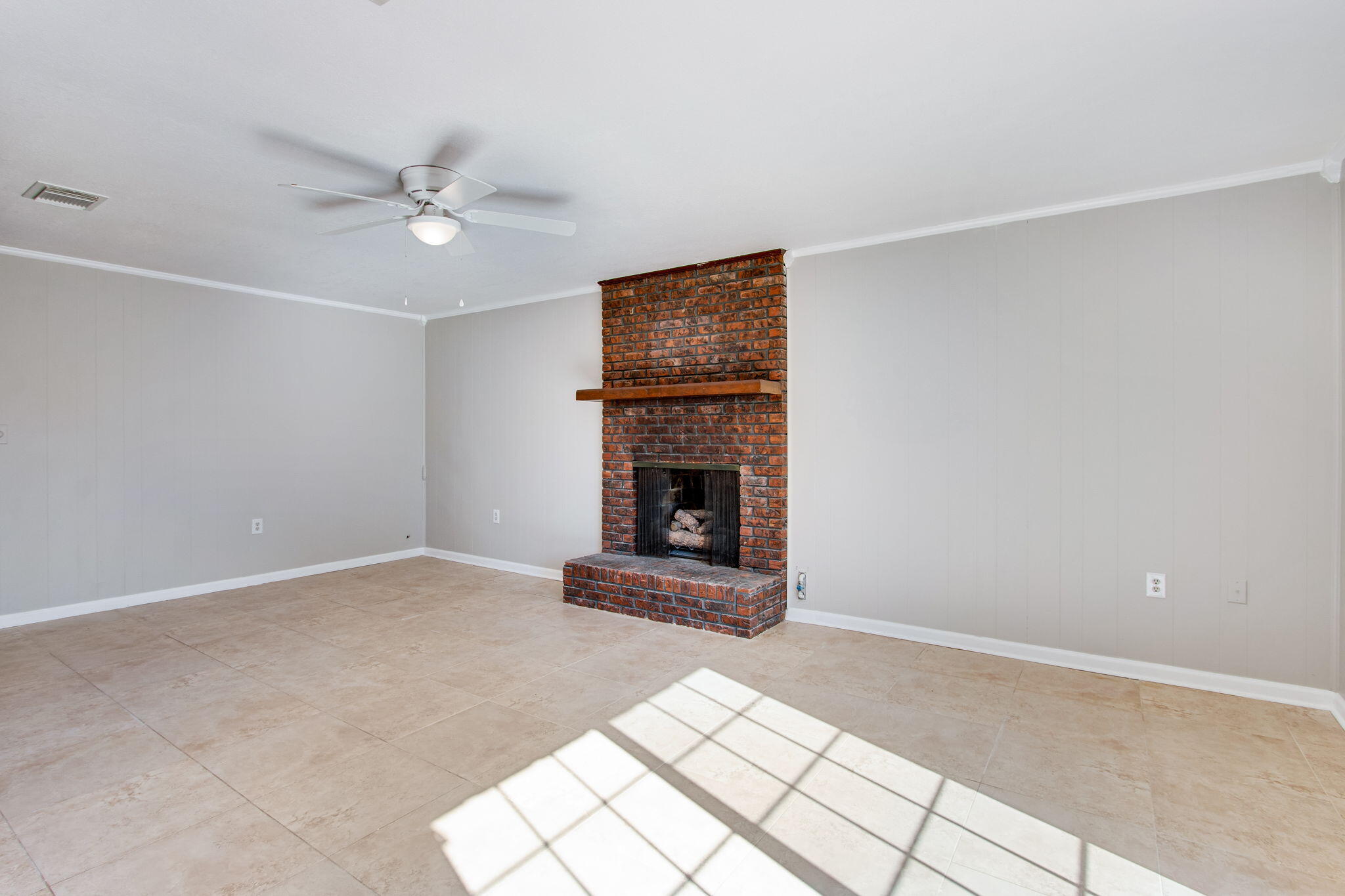 THE PINES - Residential