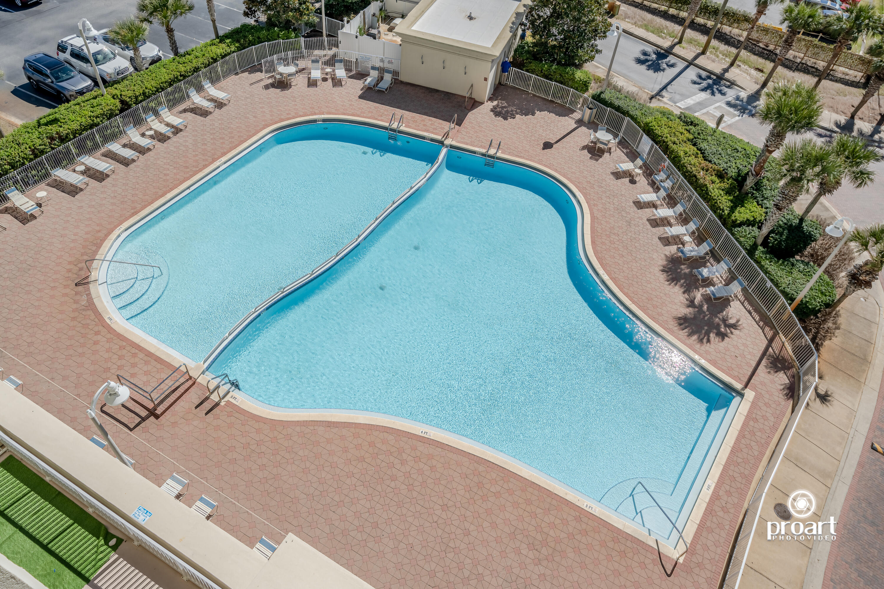 ARIEL DUNES I - Residential