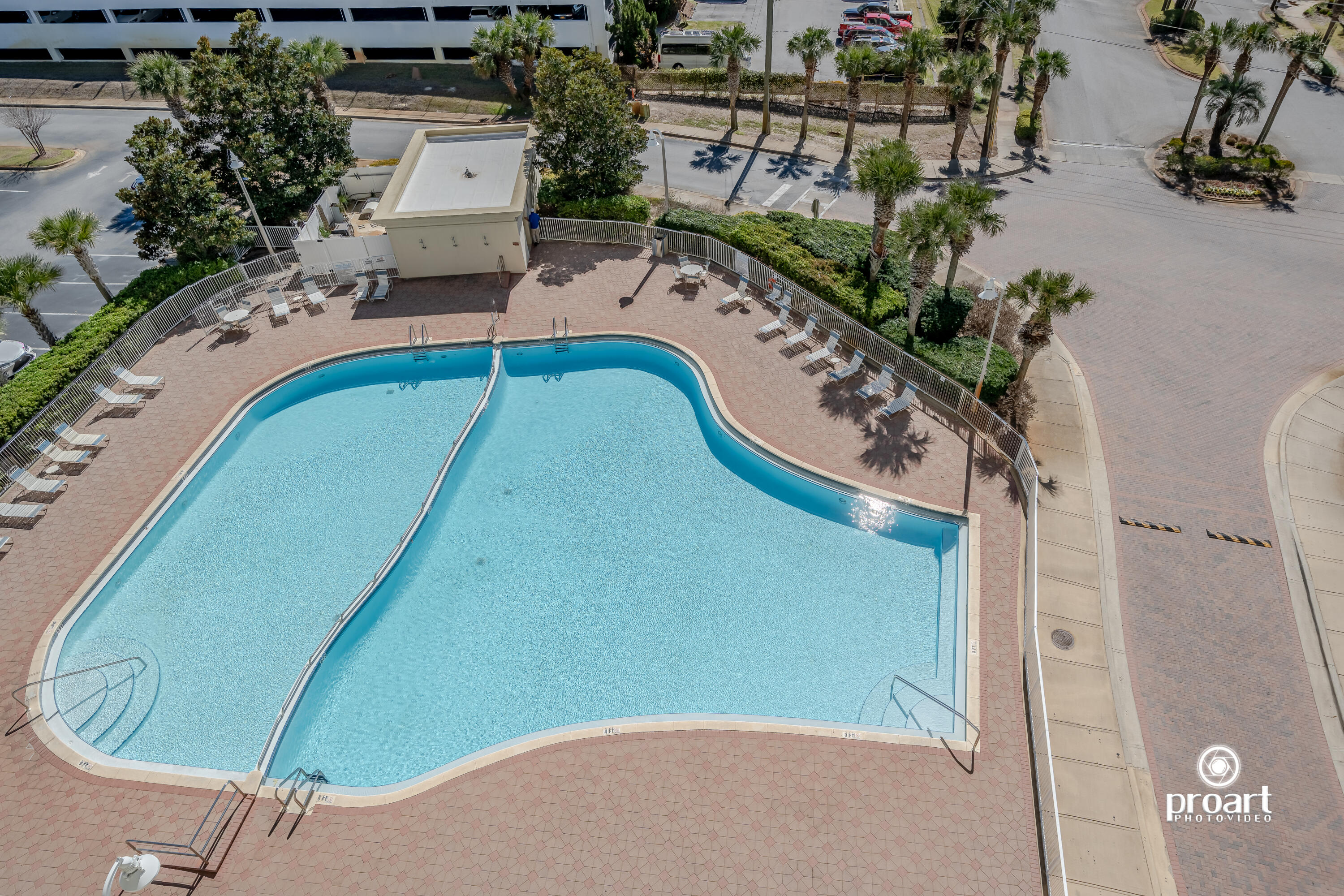 ARIEL DUNES I - Residential