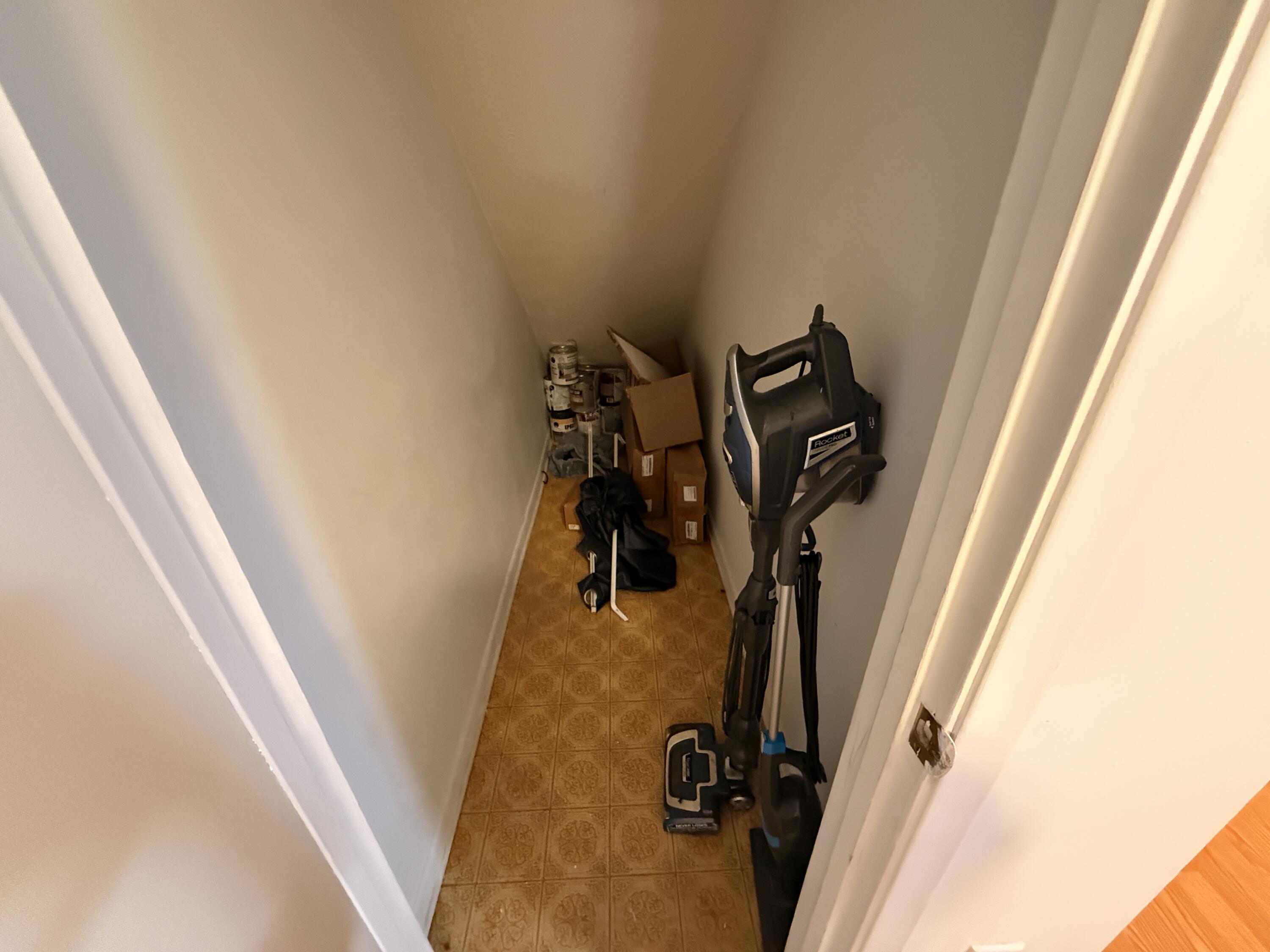 PINE MEADOWS 4TH ADDN - Residential Lease