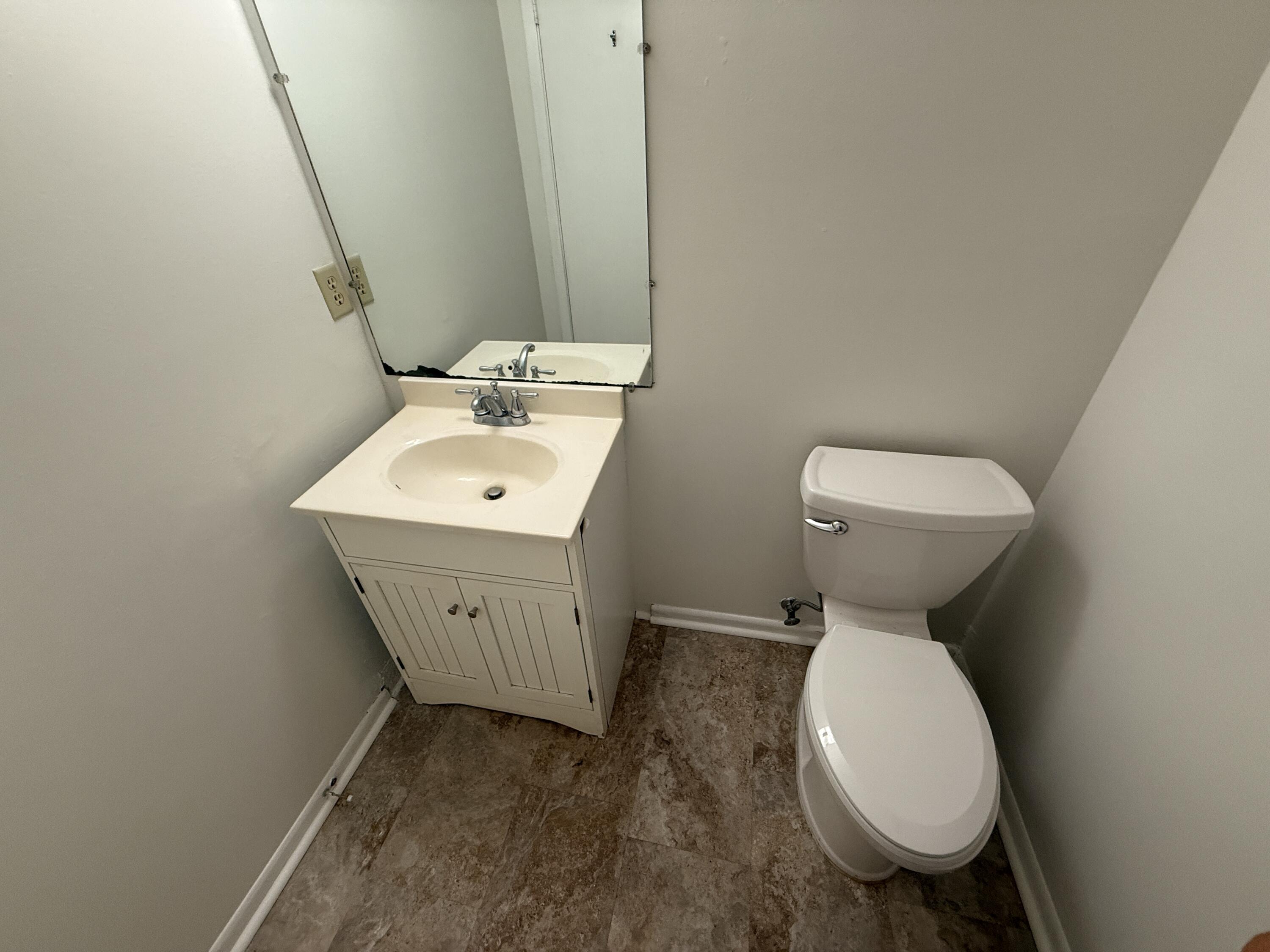 PINE MEADOWS 4TH ADDN - Residential Lease