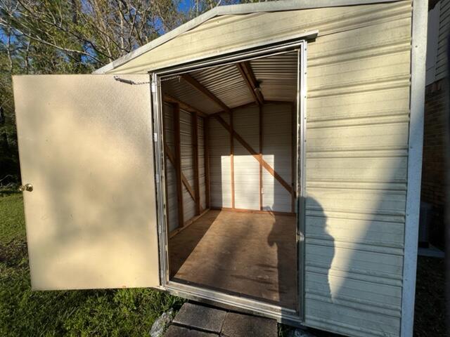 PINE MEADOWS 4TH ADDN - Residential Lease