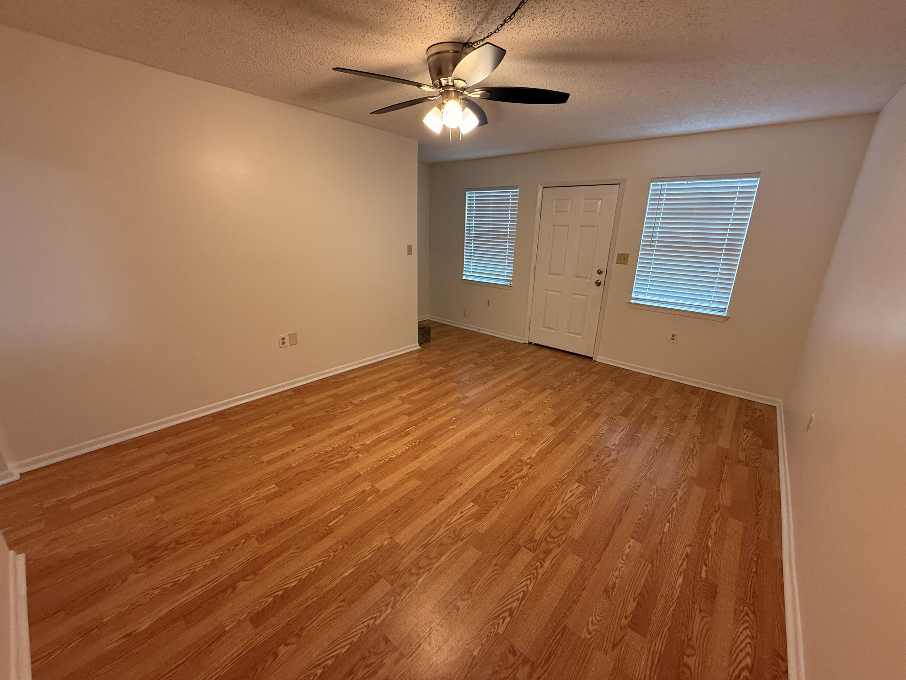 PINE MEADOWS 4TH ADDN - Residential Lease