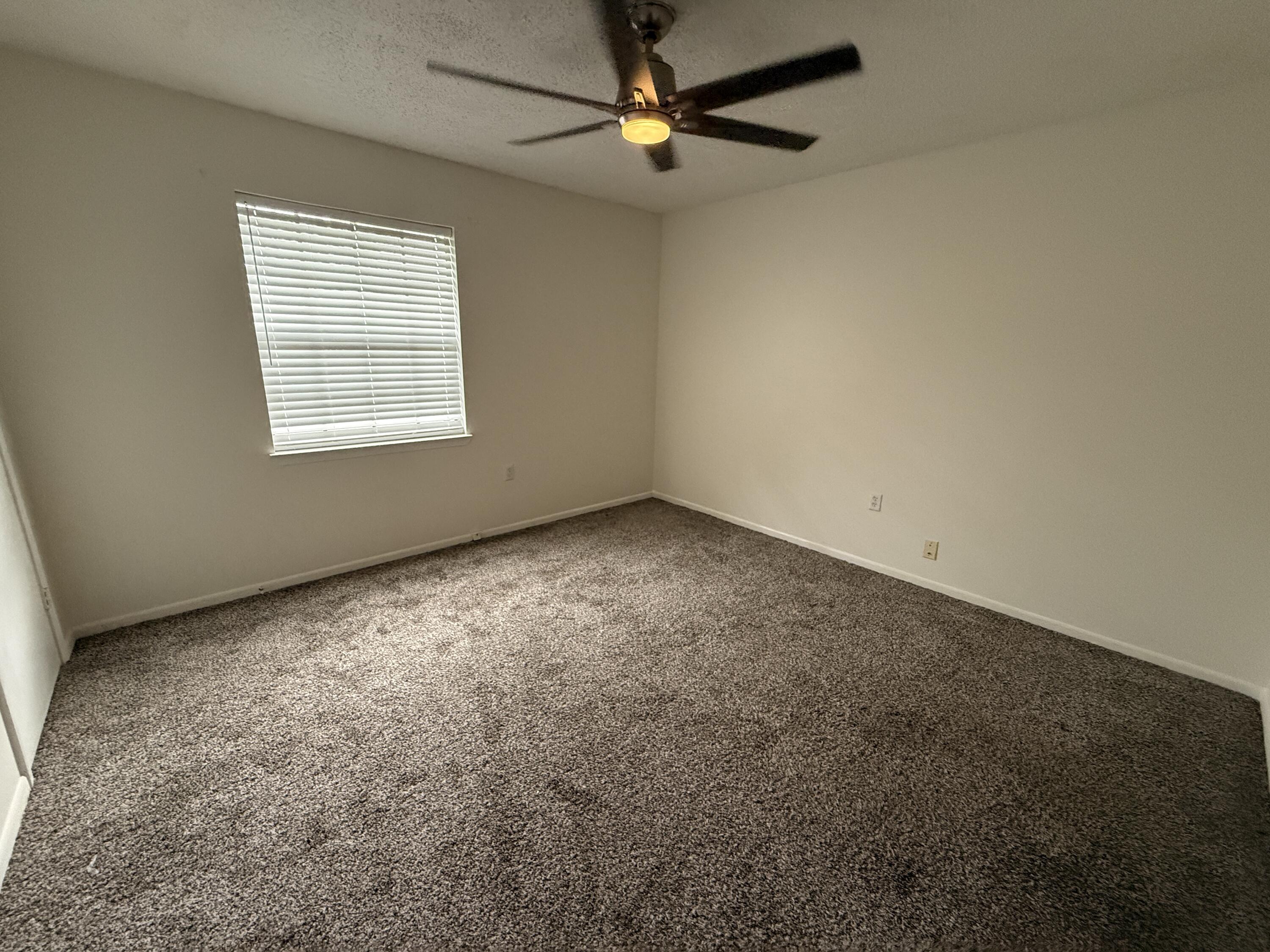 PINE MEADOWS 4TH ADDN - Residential Lease