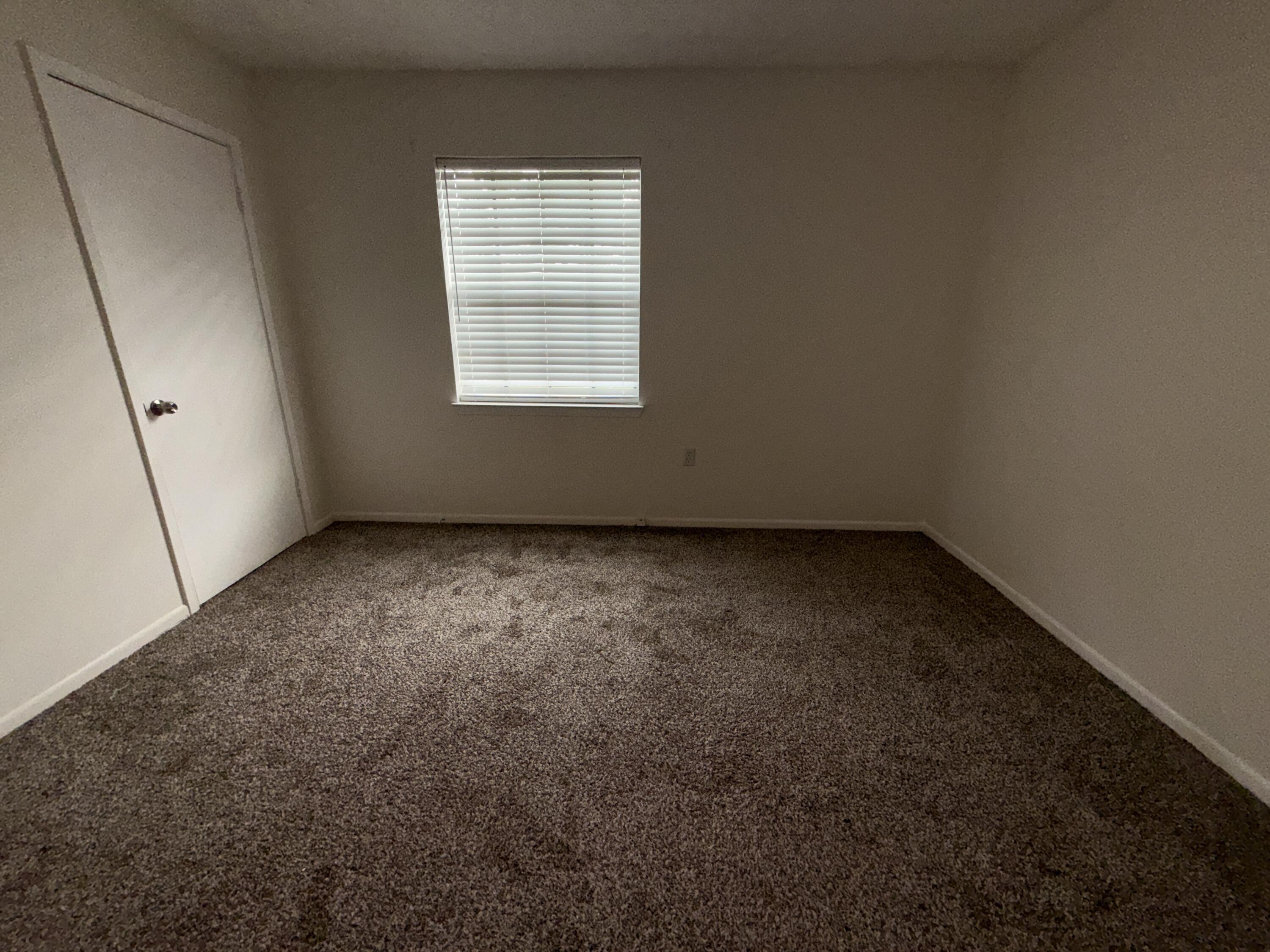 PINE MEADOWS 4TH ADDN - Residential Lease