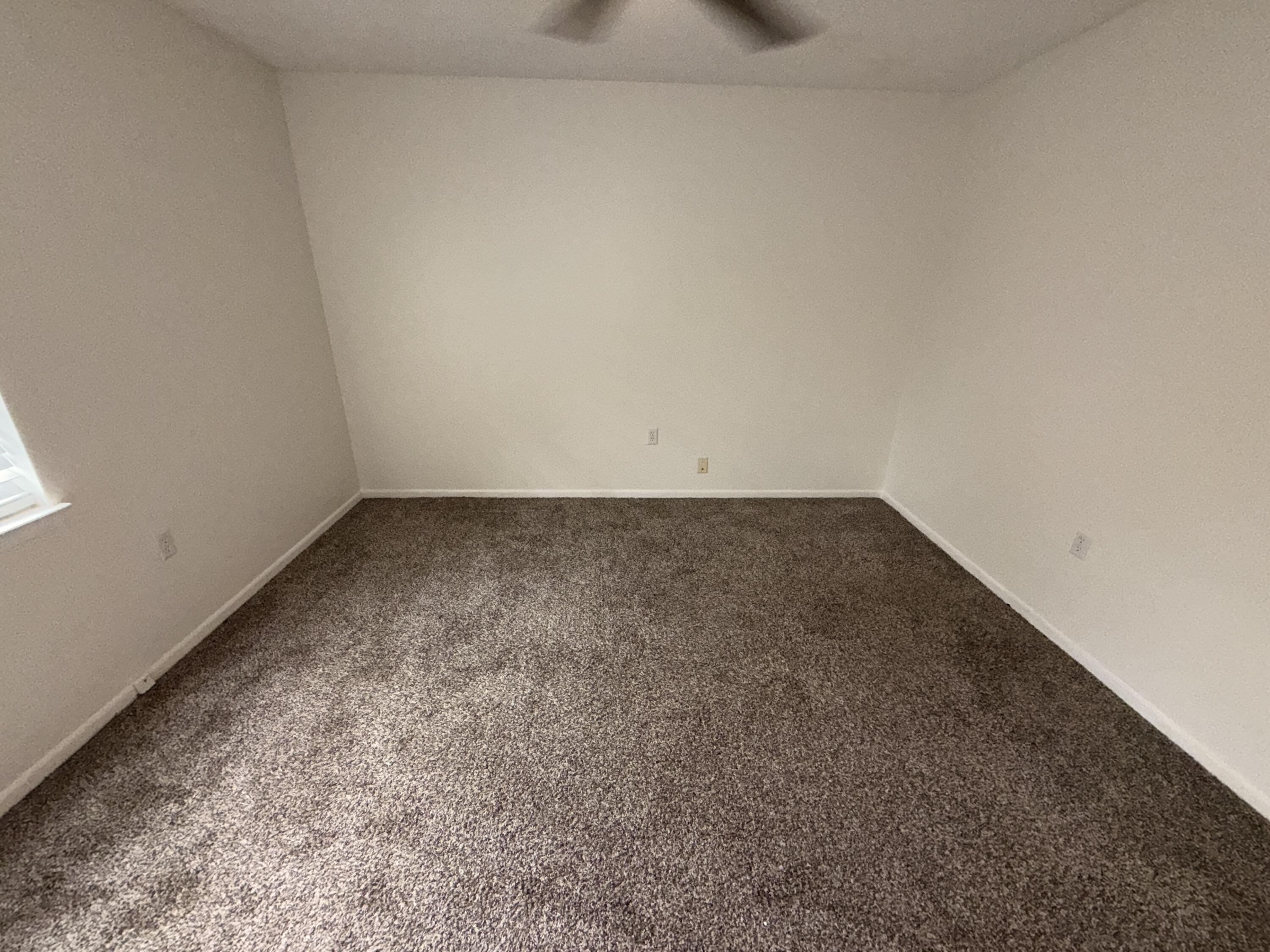 PINE MEADOWS 4TH ADDN - Residential Lease