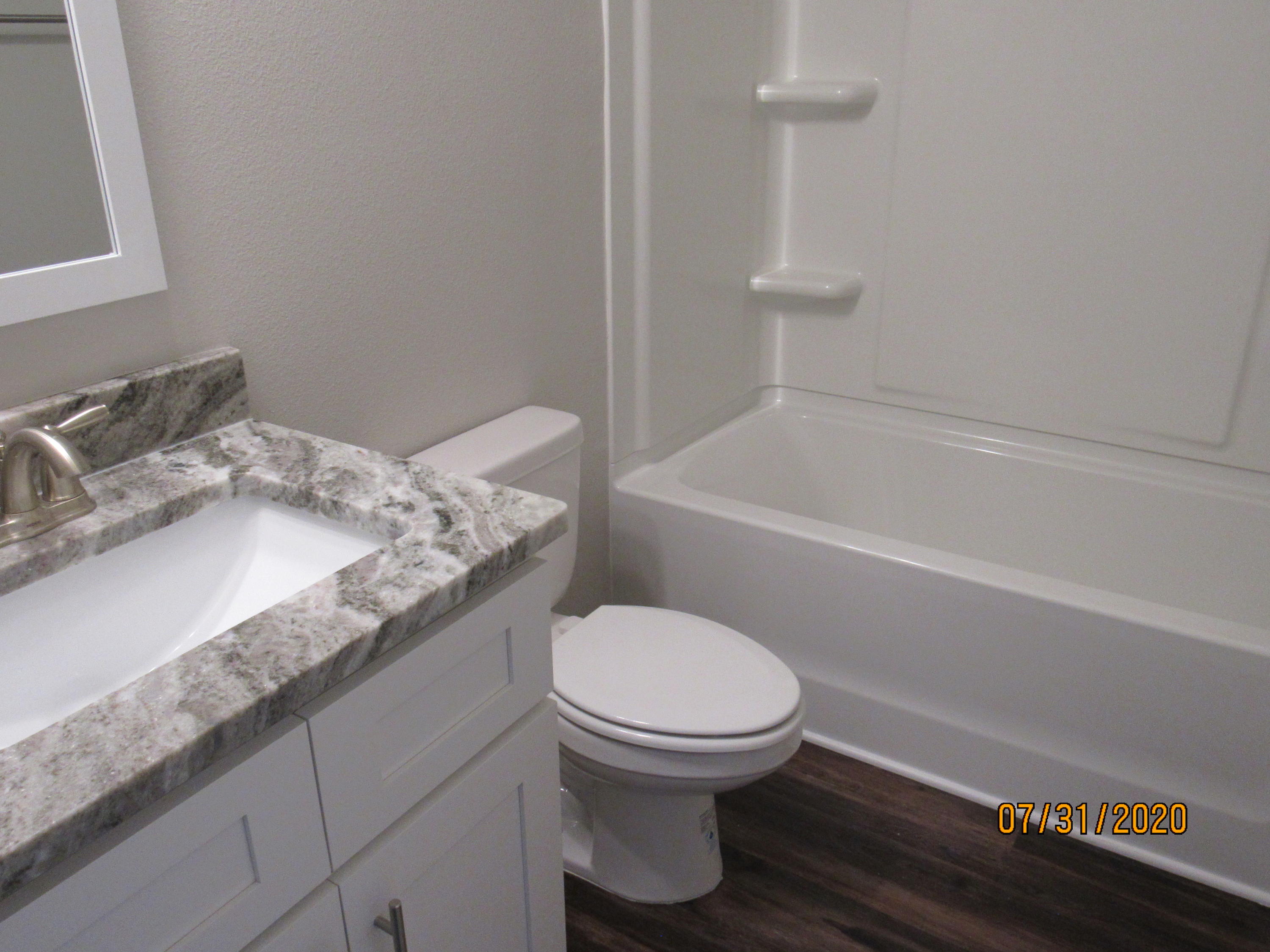 VERANDAS AT FREEPORT - Residential Lease