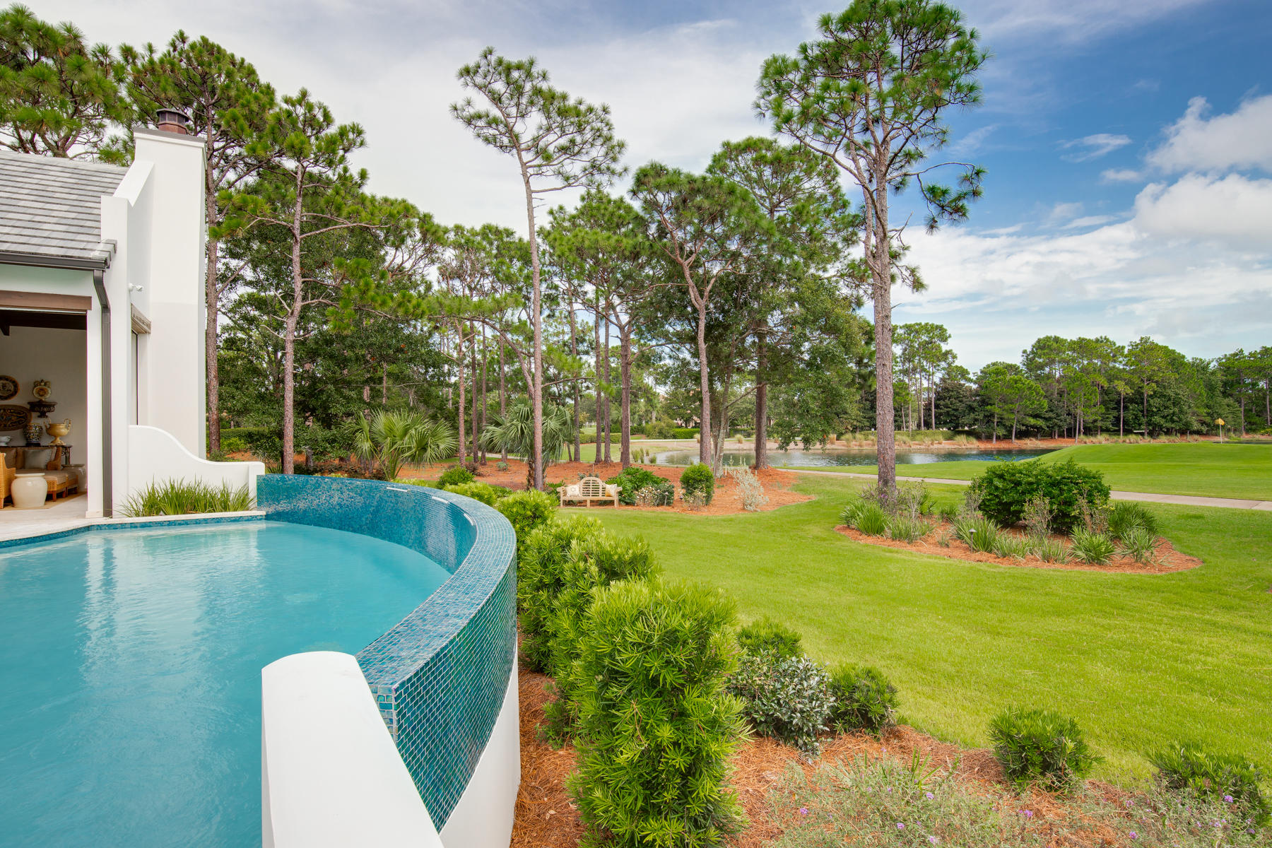 BURNT PINE - Residential
