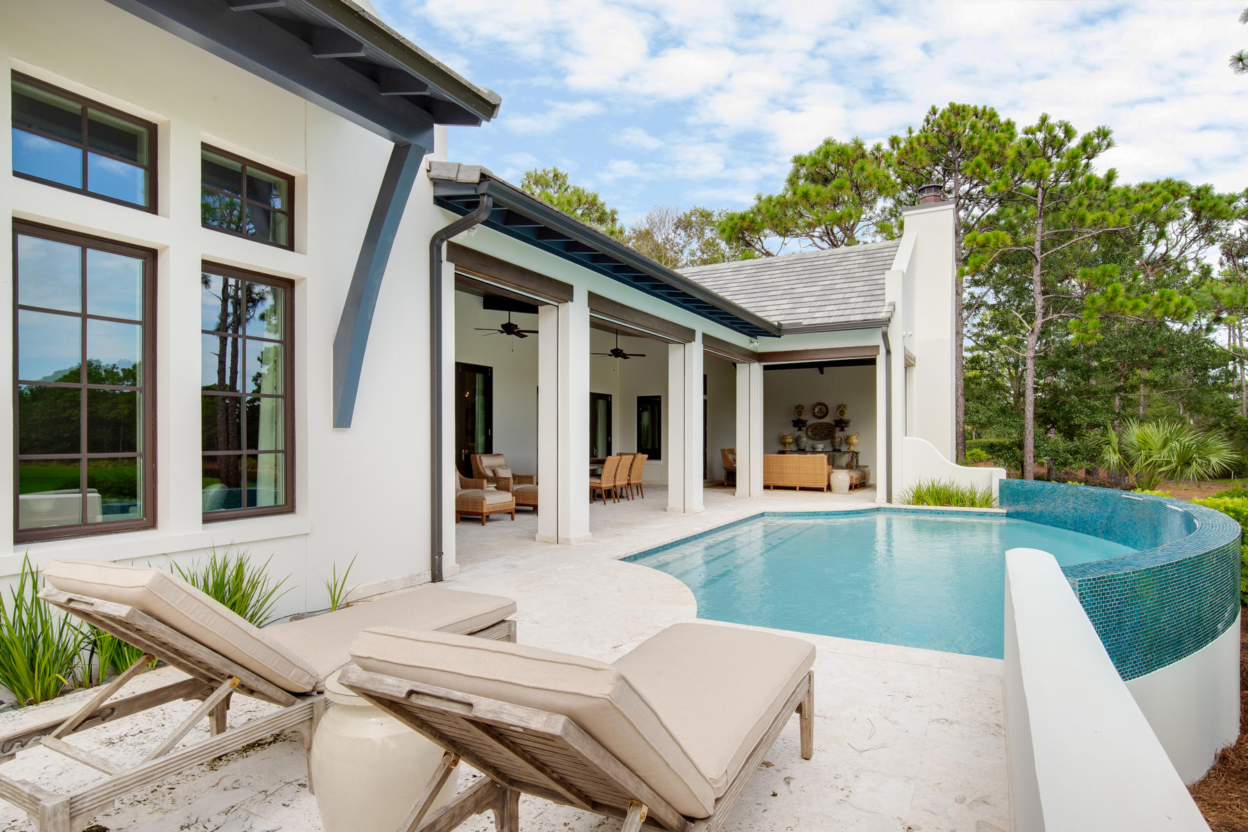 BURNT PINE - Residential
