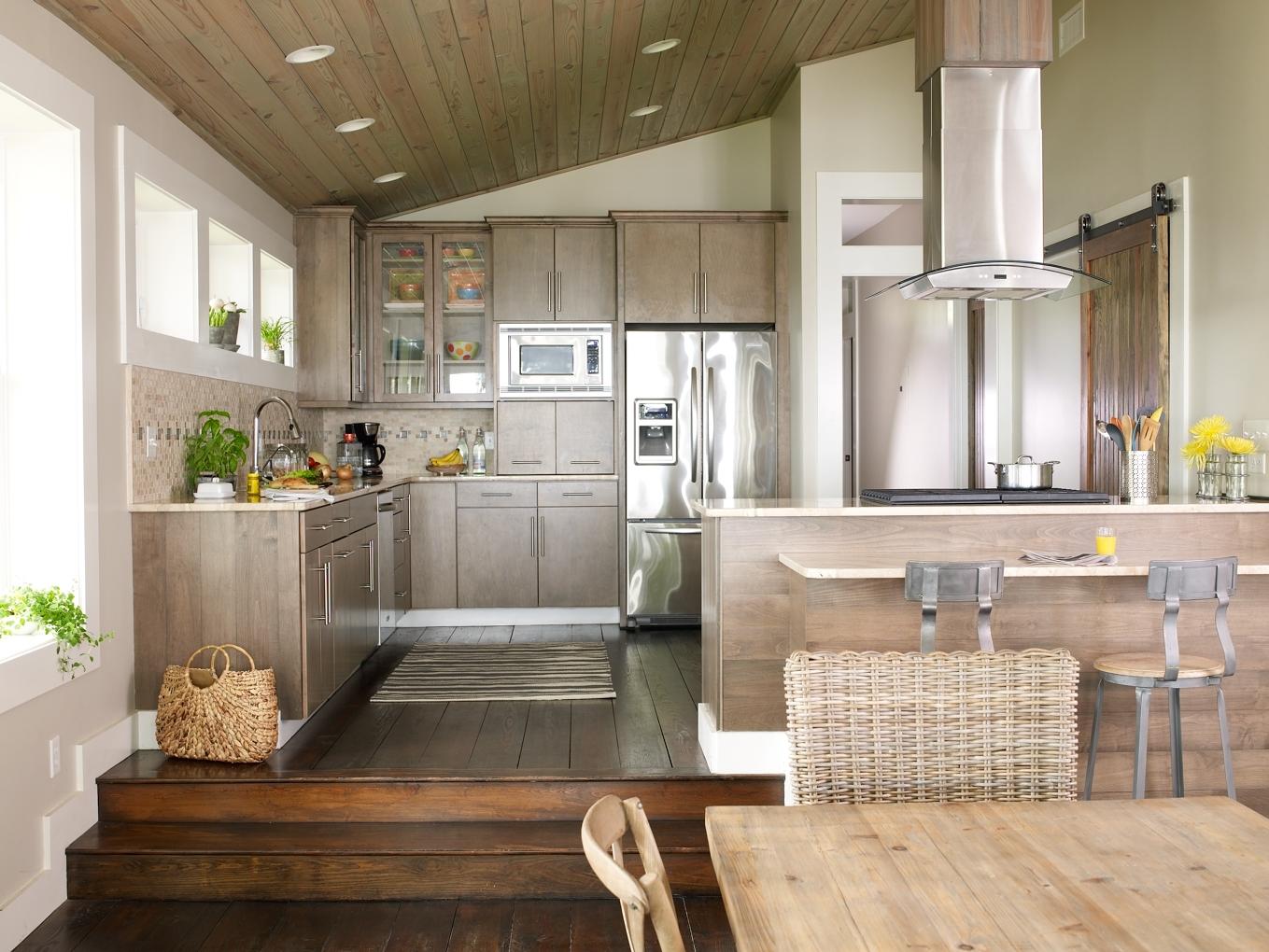 T.S. MICHENERS ADDITION - Residential Lease