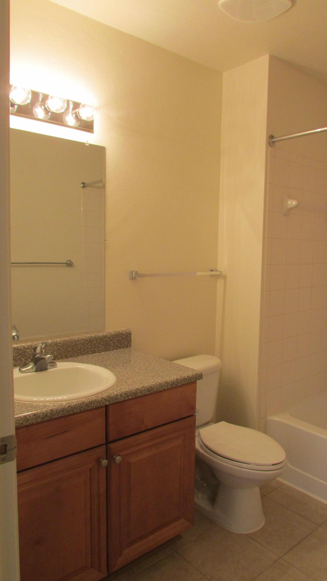 EAGLES LANDING S/D - Residential Lease