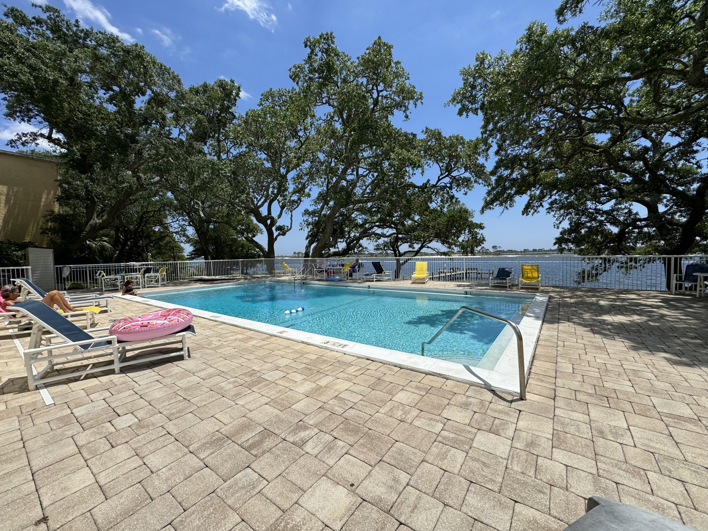 CEDARS THE - Residential