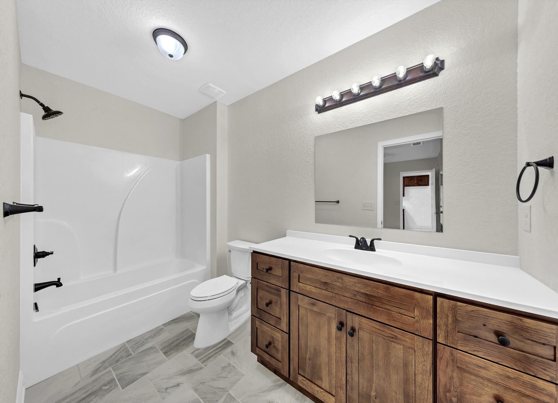 SOUTHVIEW ESTATES PH 2 - Residential Lease