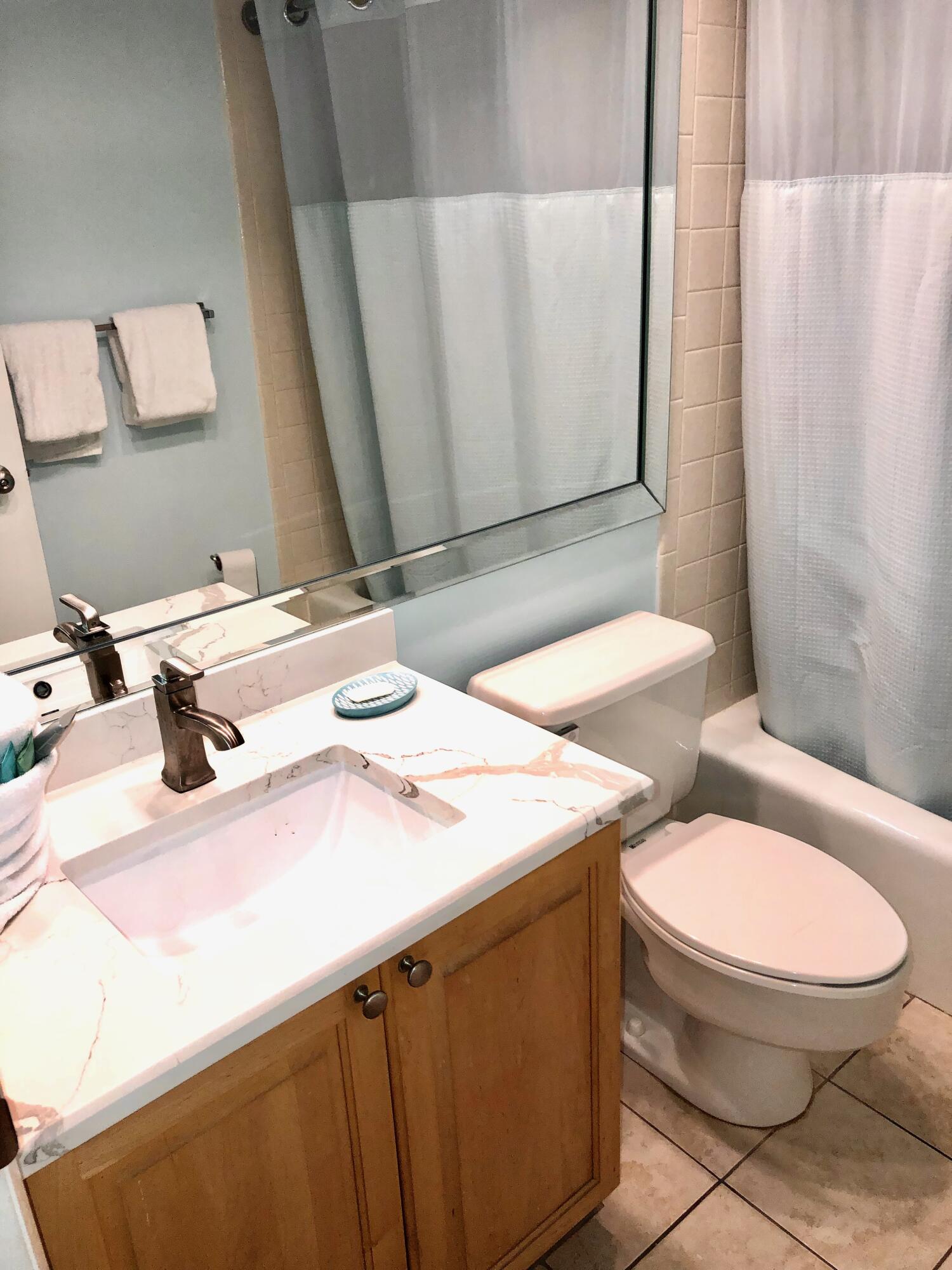 DESTIN SURFSIDE CONDO - Residential