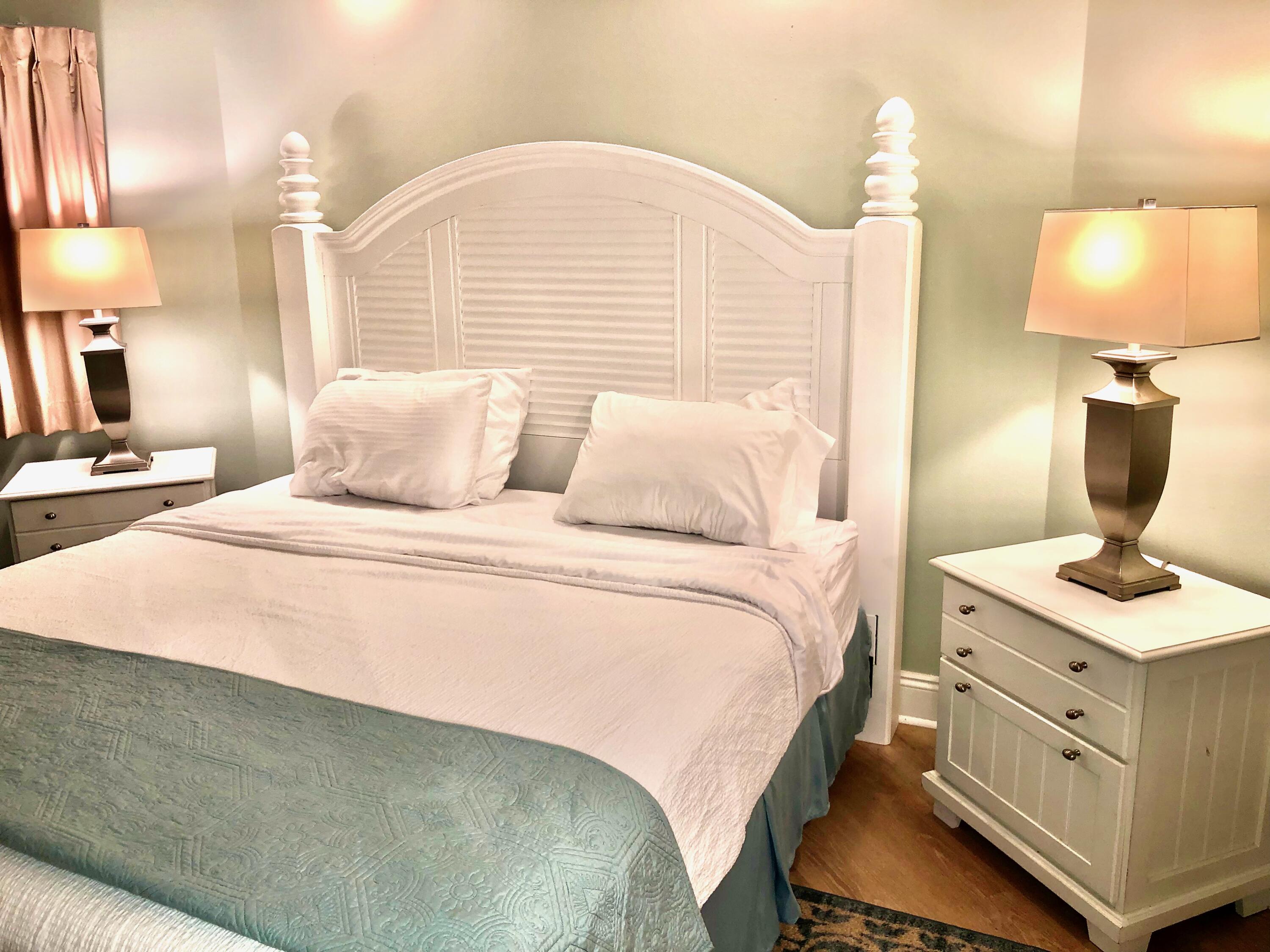 DESTIN SURFSIDE CONDO - Residential