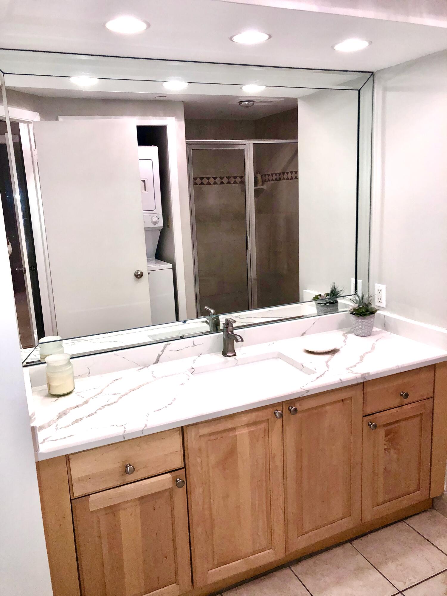 DESTIN SURFSIDE CONDO - Residential