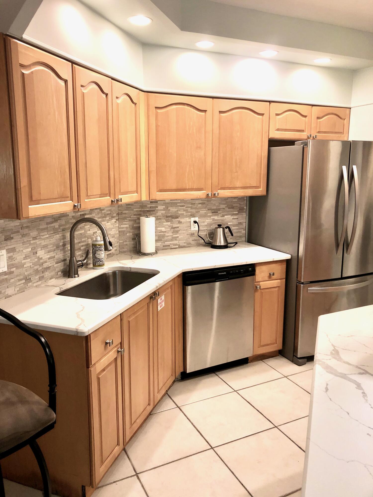 DESTIN SURFSIDE CONDO - Residential