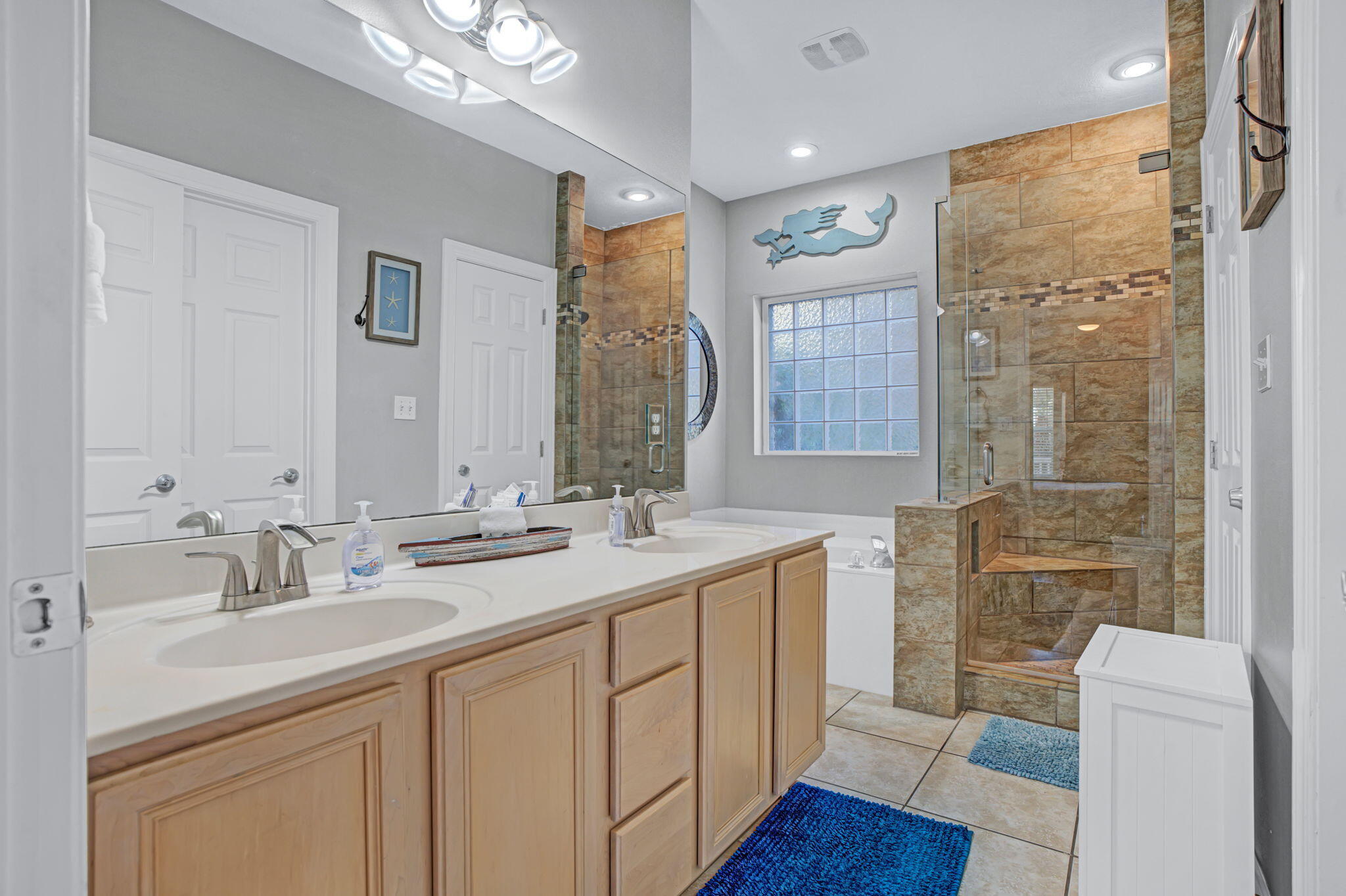 Miramar Palms - Residential