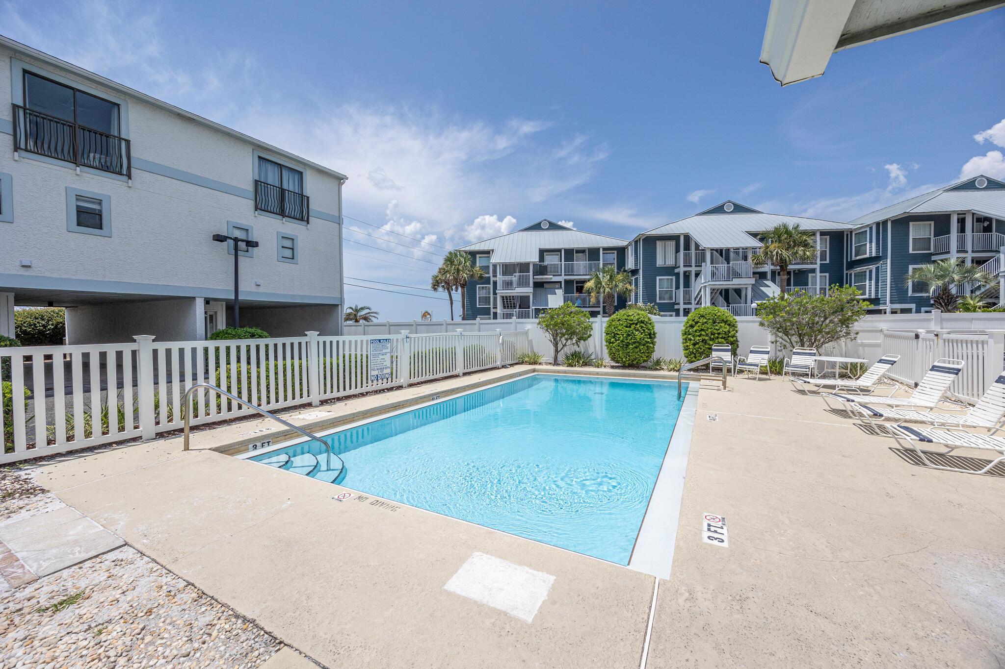 COSTA VISTA T/H - Residential
