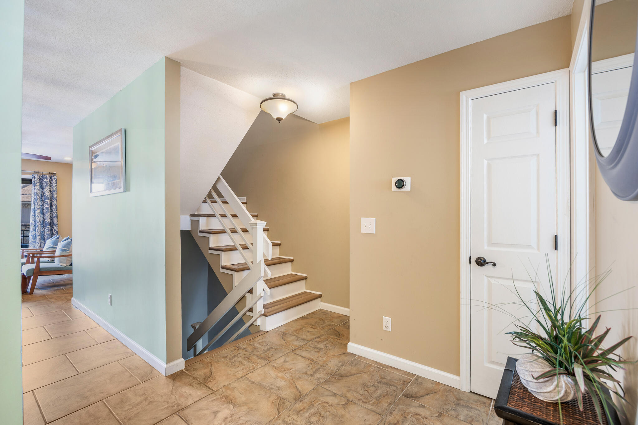 COSTA VISTA T/H - Residential