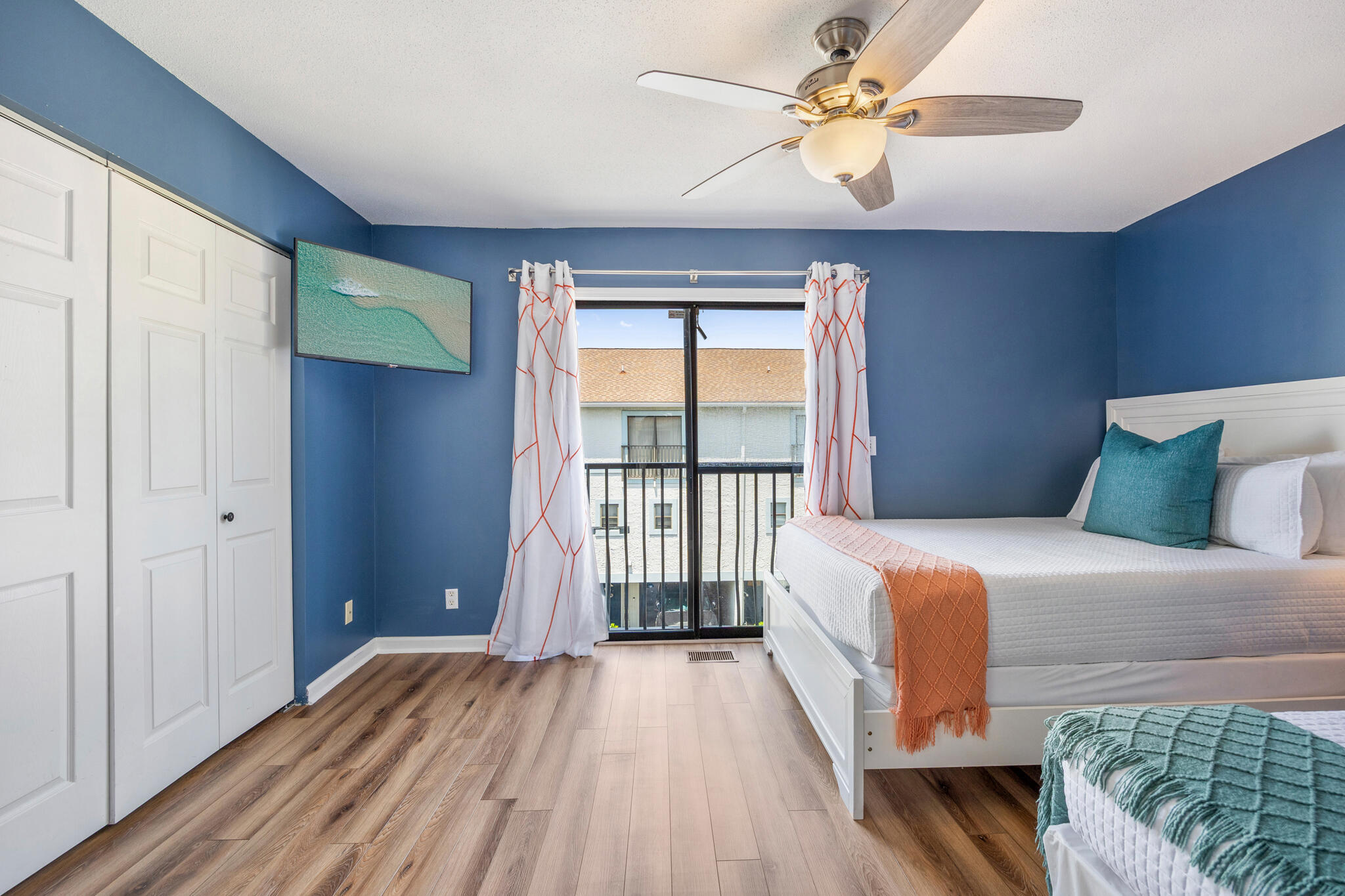 COSTA VISTA T/H - Residential