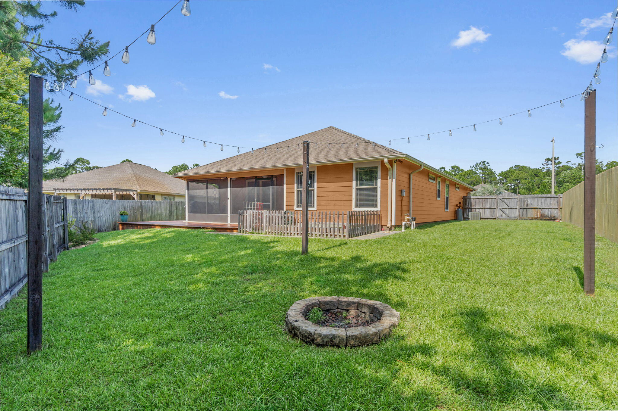 COTTAGES AT EAST RIVER - Residential