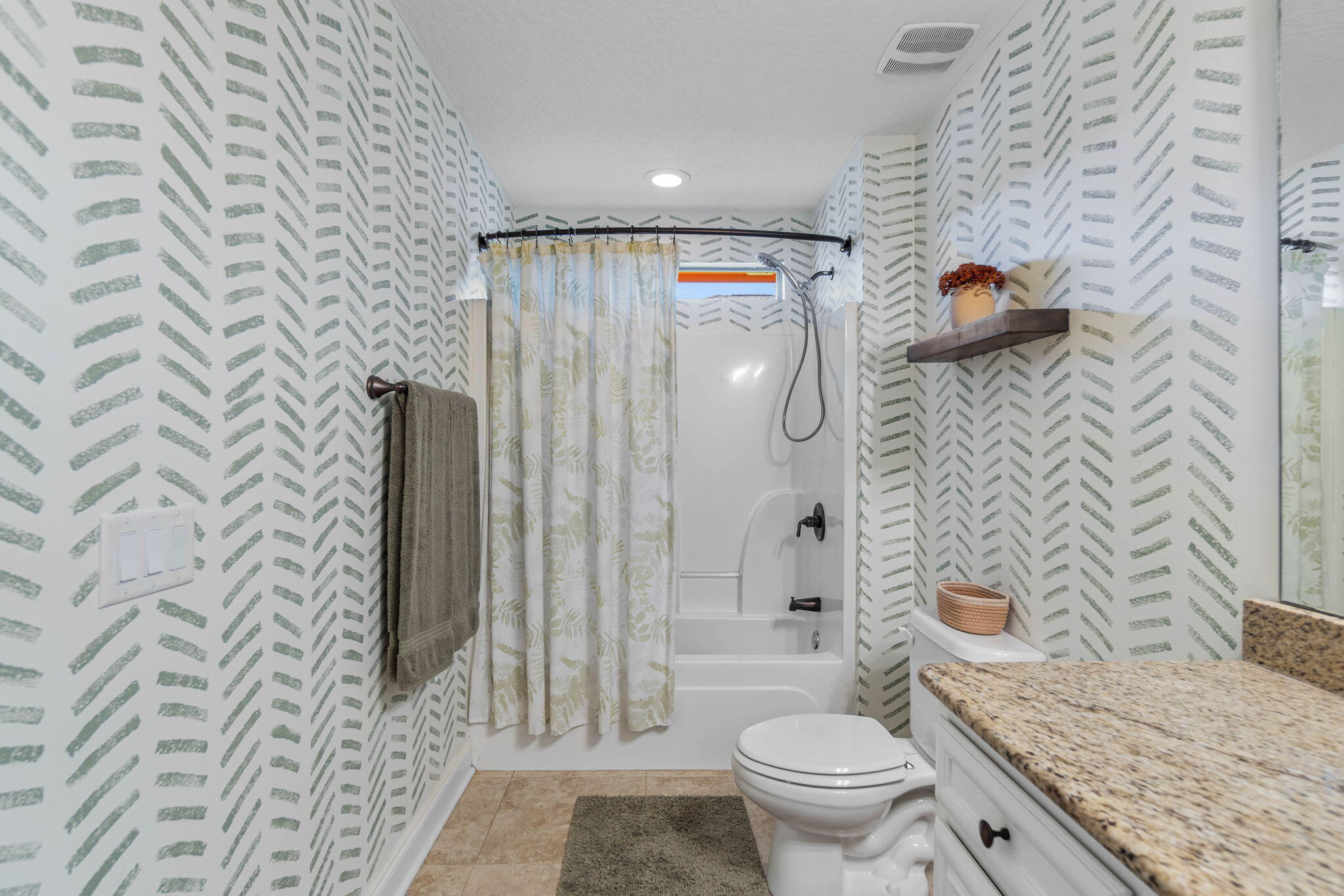 COTTAGES AT EAST RIVER - Residential