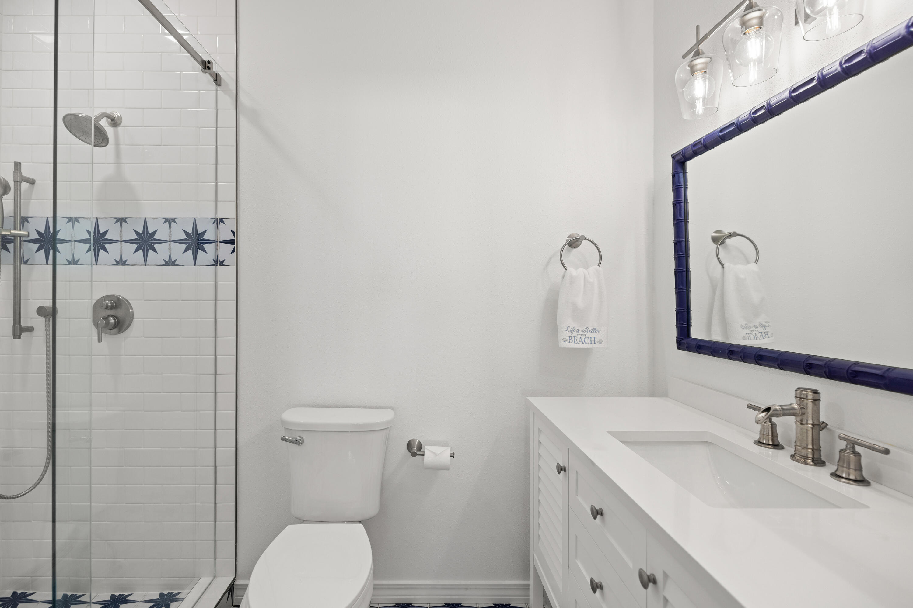 BAYTOWNE AVE EAST - Residential