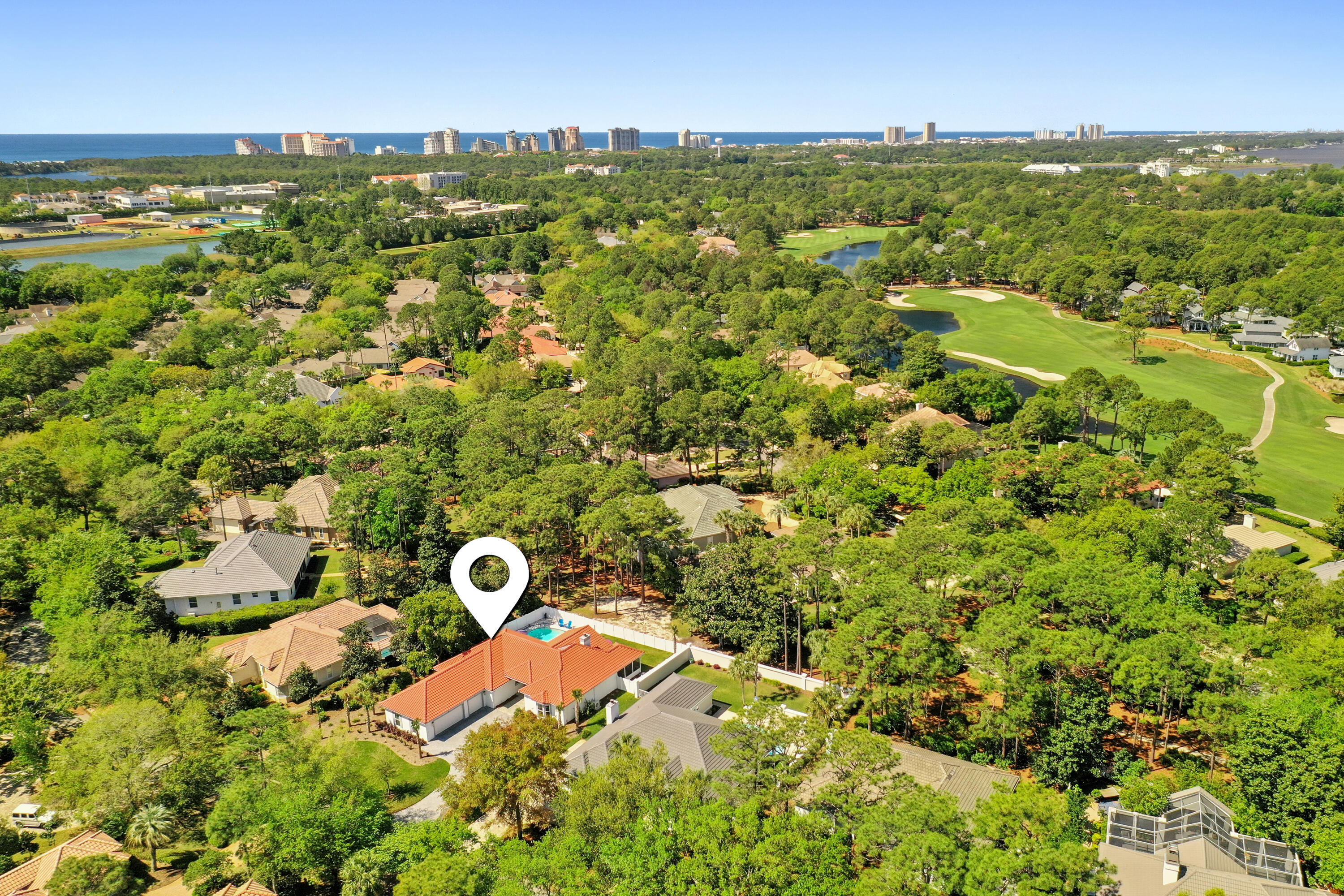 BAYTOWNE AVE EAST - Residential