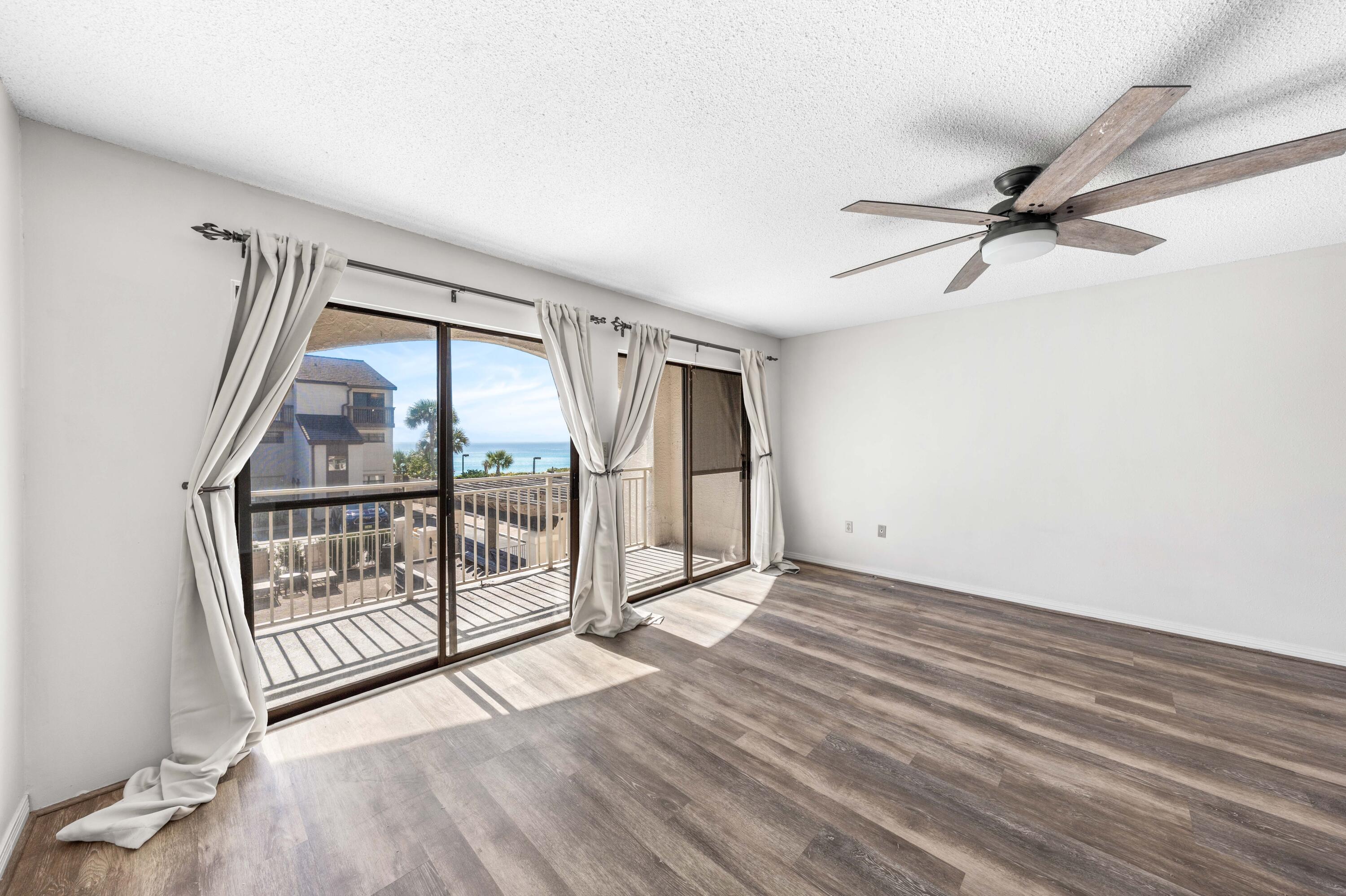 SEAGROVE BEACH DUNE VILLAS - Residential