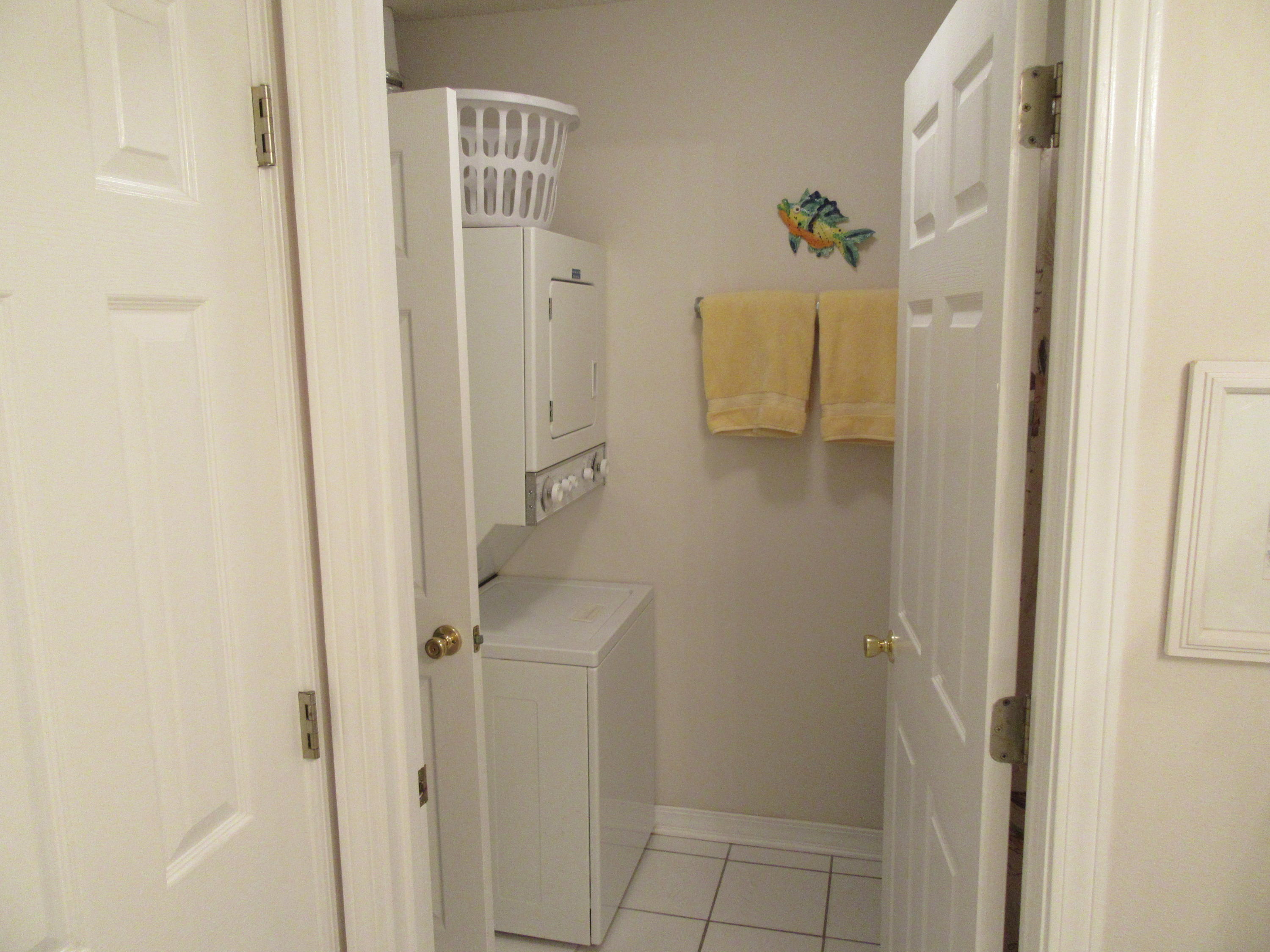 MARAVILLA CONDO 2 - Residential