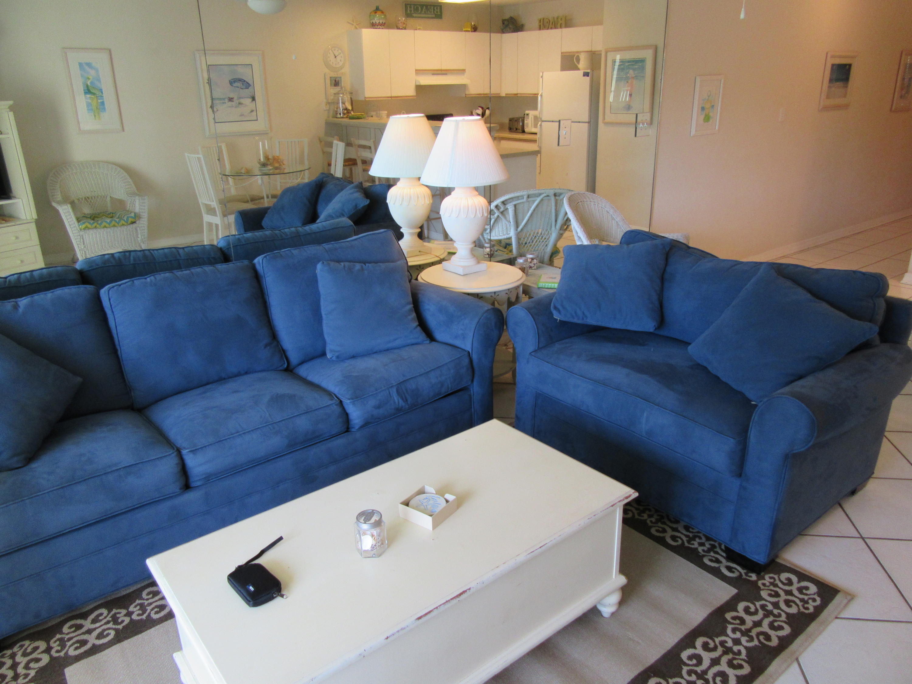 MARAVILLA CONDO 2 - Residential