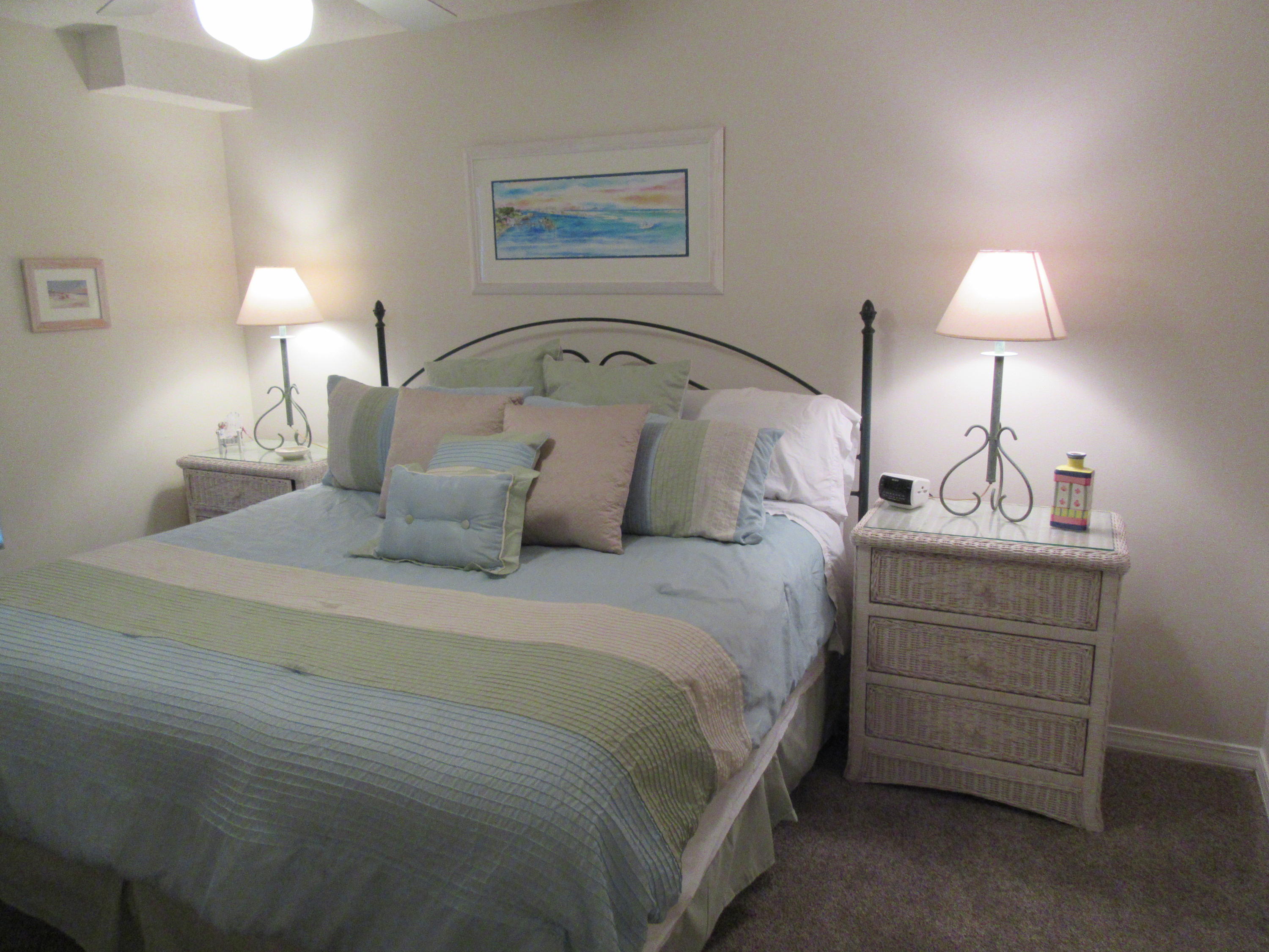 MARAVILLA CONDO 2 - Residential